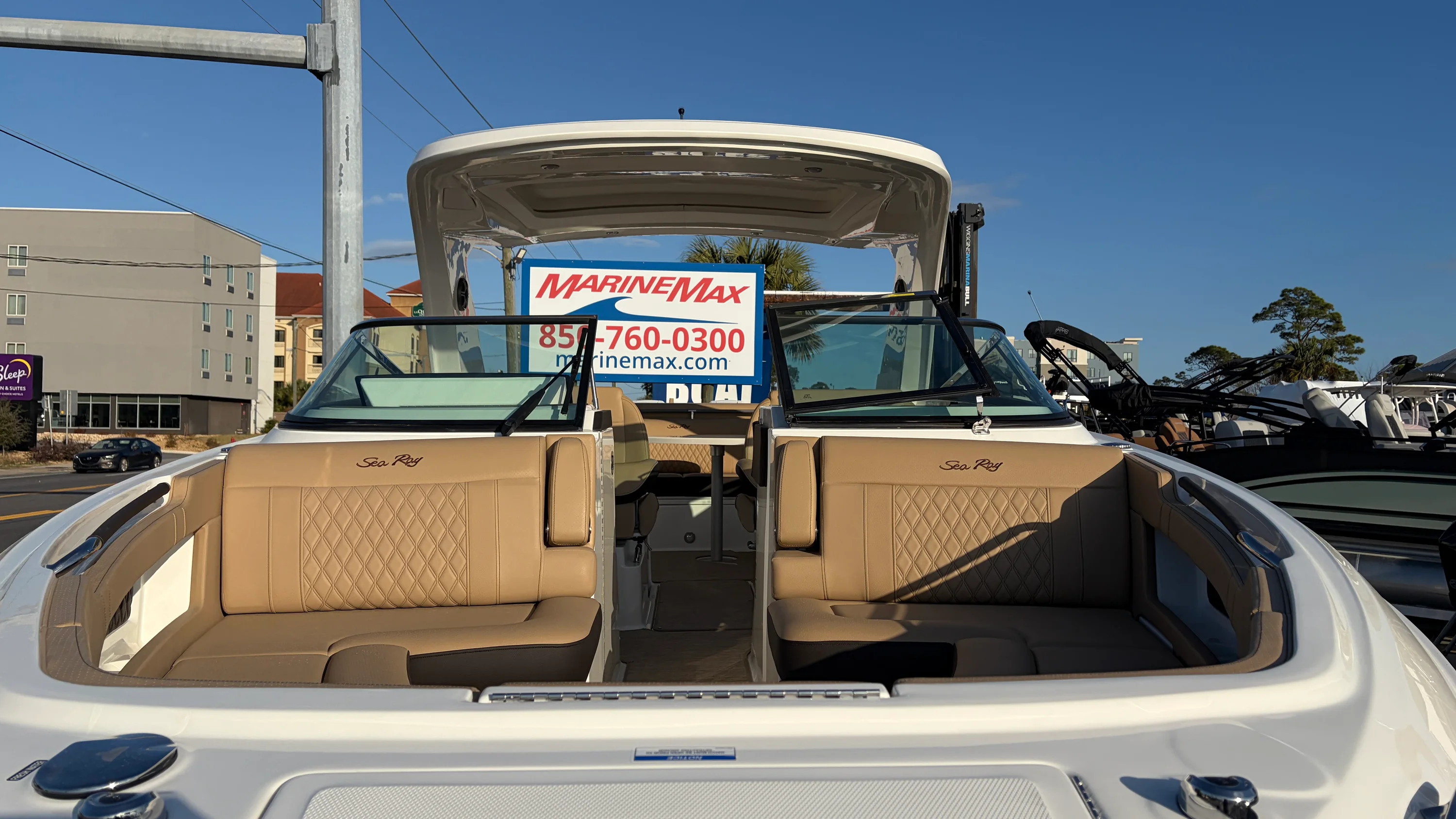 2026 Sea Ray SLX 310 Outboard Image Thumbnail #5