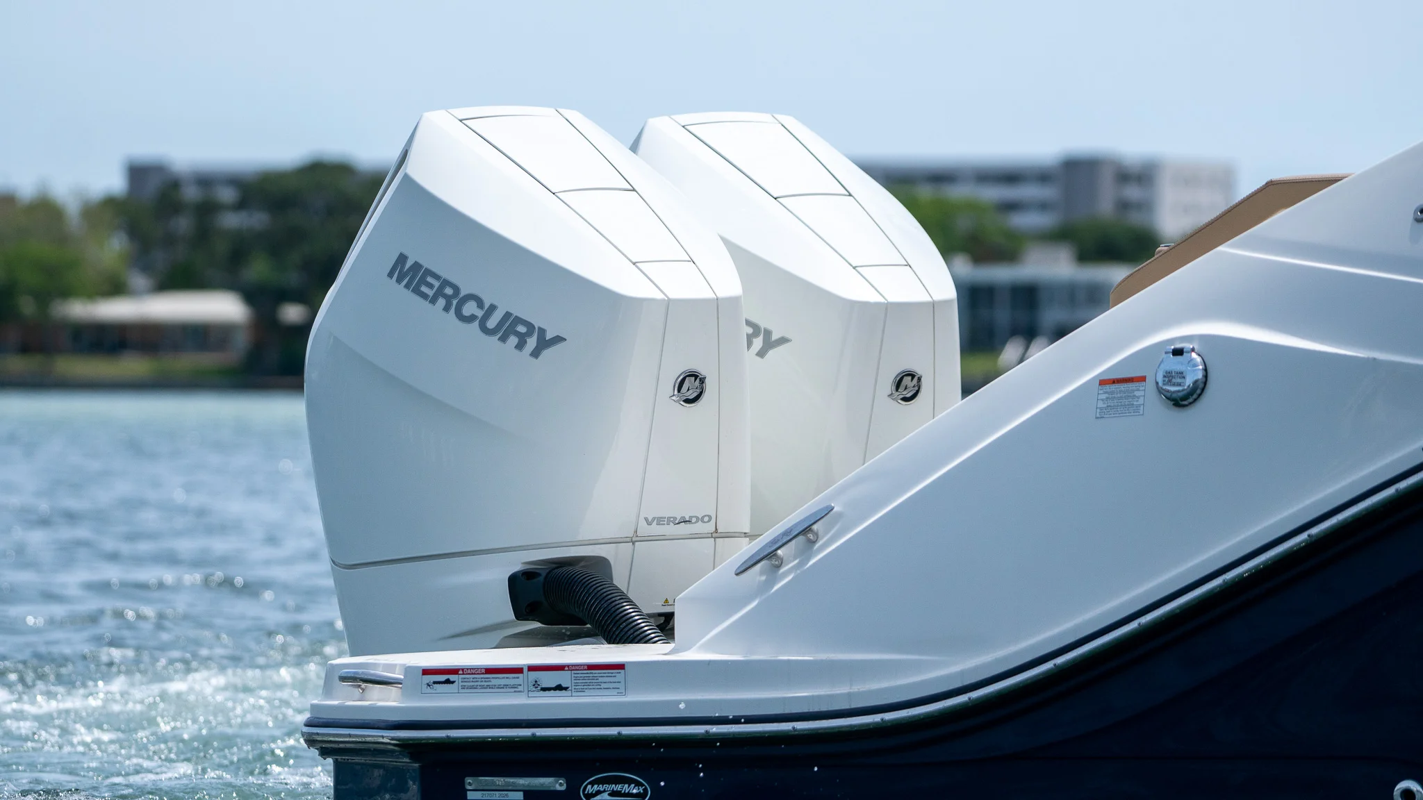 2026 Sea Ray SLX 310 Outboard Image Thumbnail #7