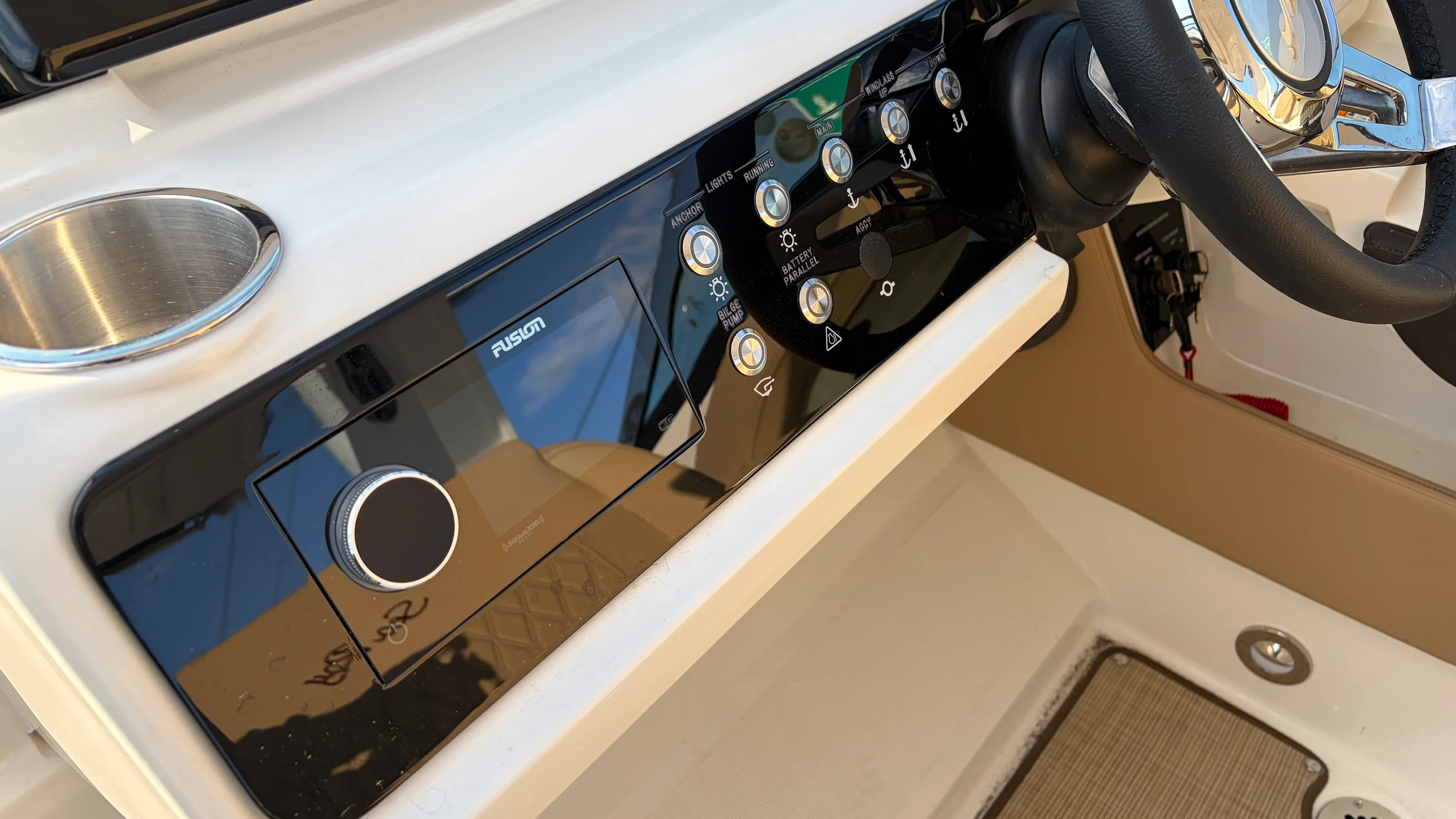 2026 Sea Ray SLX 310 Outboard Image Thumbnail #41