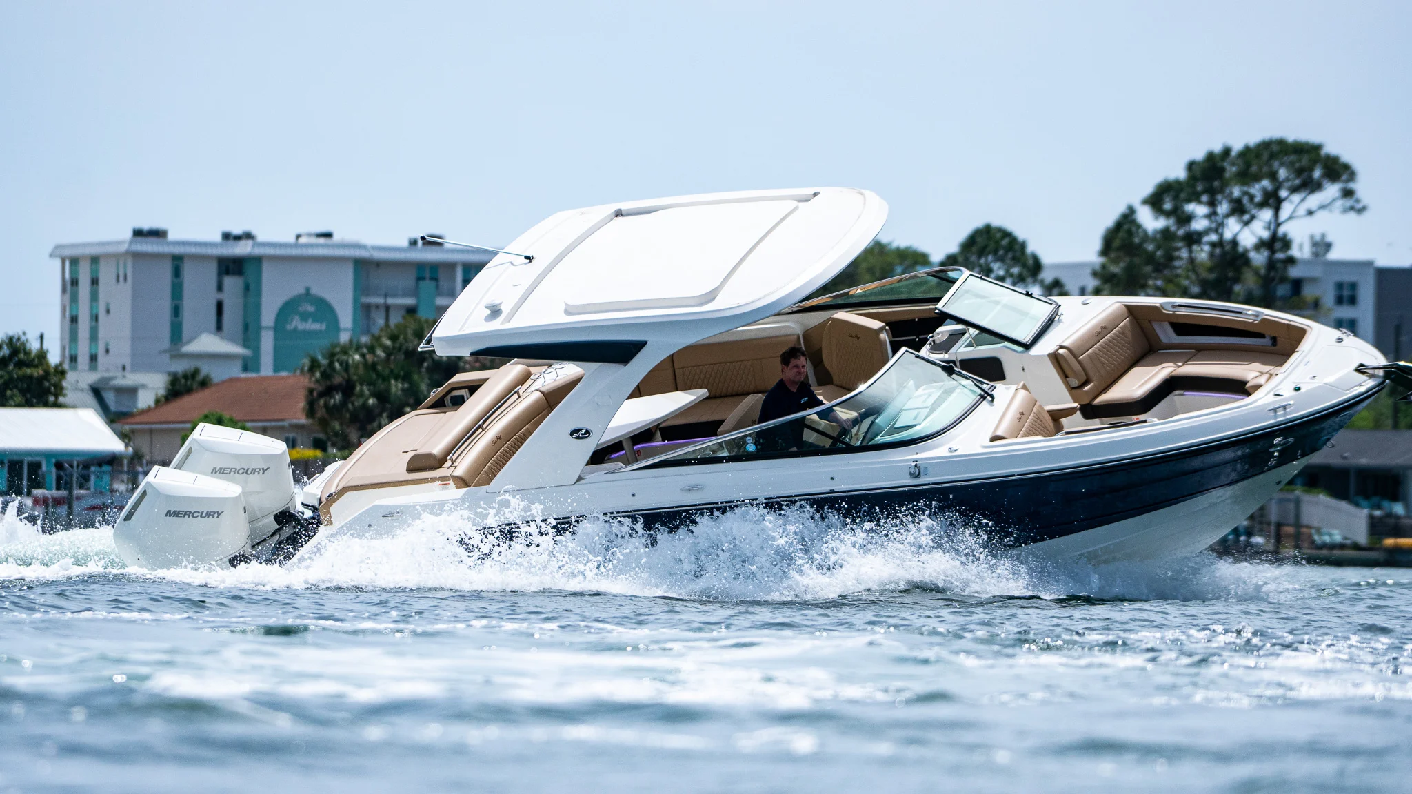 2026 Sea Ray SLX 310 Outboard Image Thumbnail #12