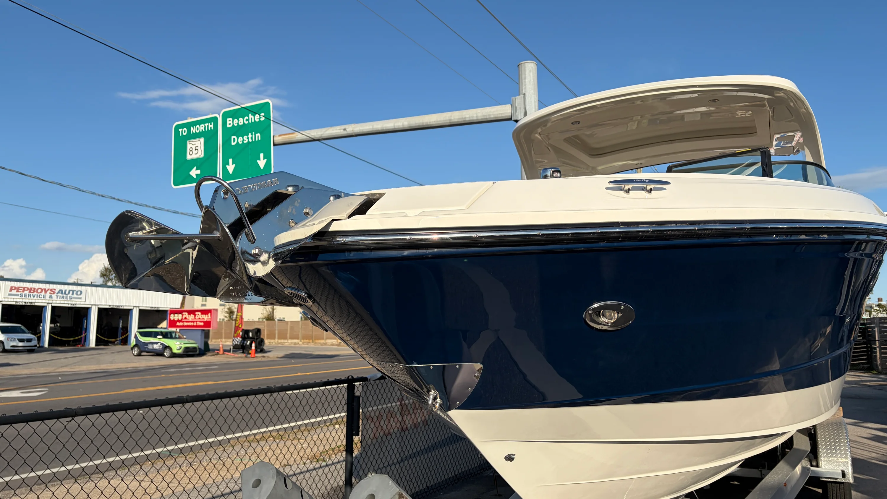 2026 Sea Ray SLX 310 Outboard Image Thumbnail #8