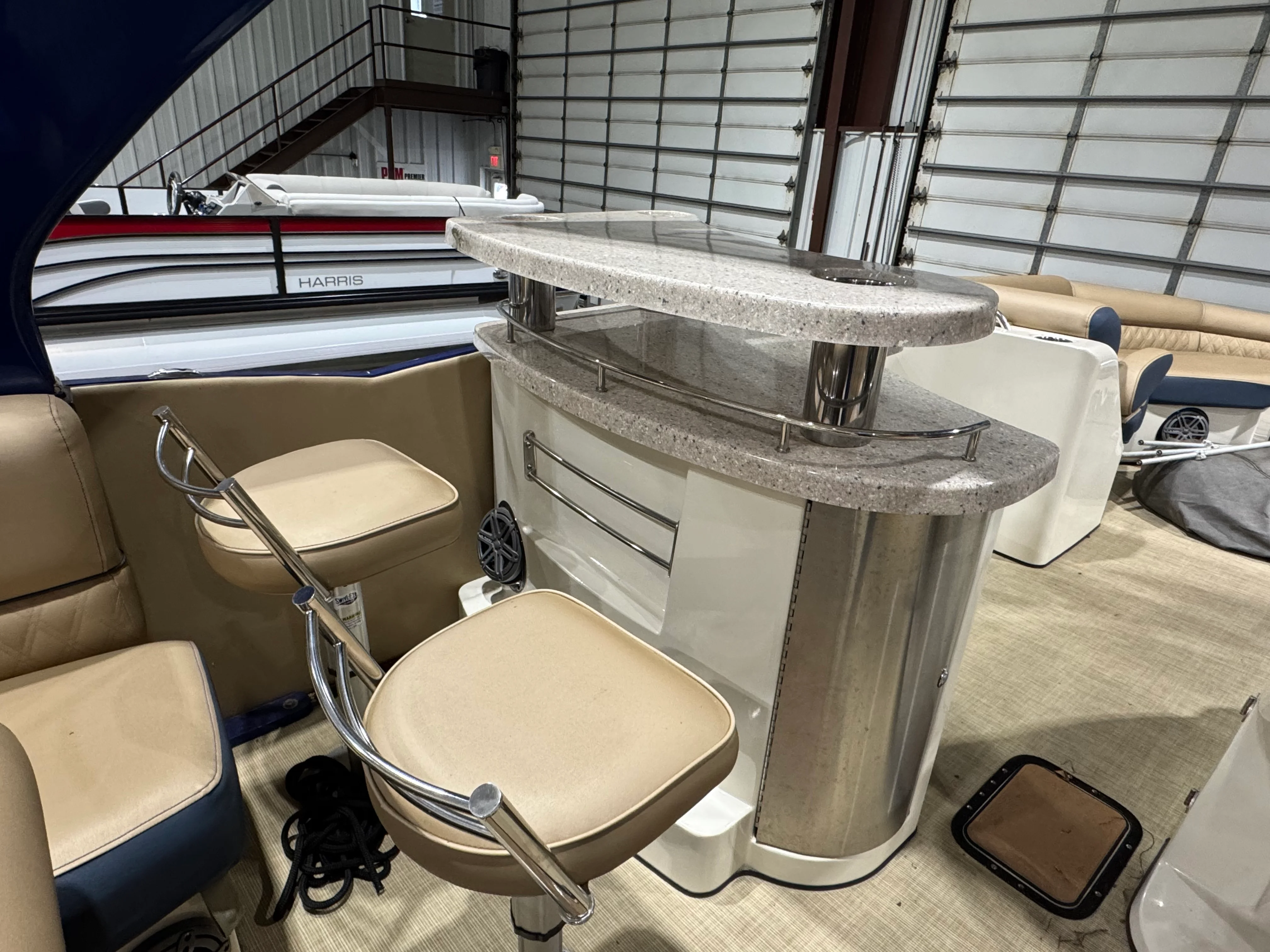 2019 Harris Crowne SL 250 Image Thumbnail #9