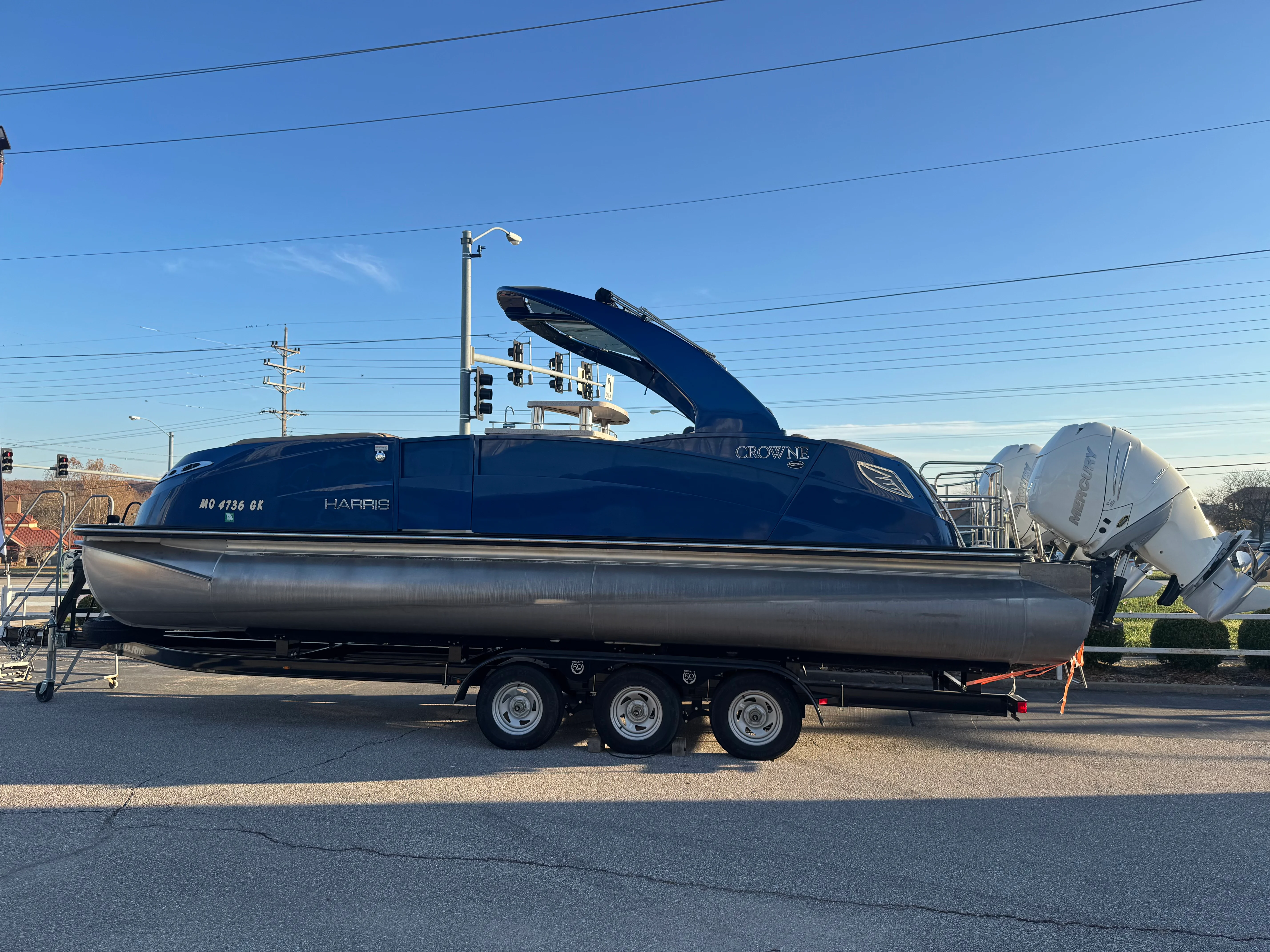 2019 Harris Crowne SL 250 Image Thumbnail #2