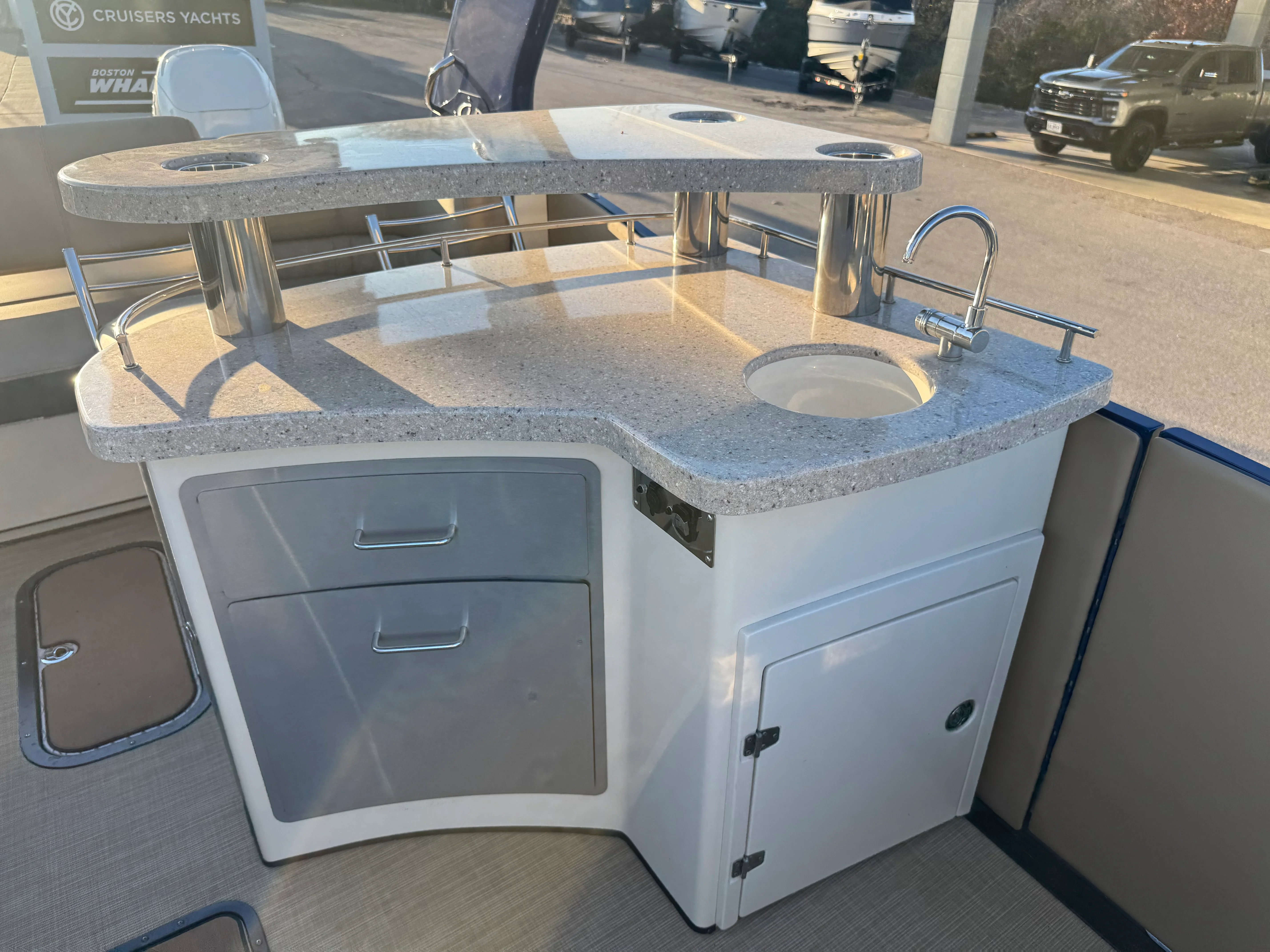 2019 Harris Crowne SL 250 Image Thumbnail #14