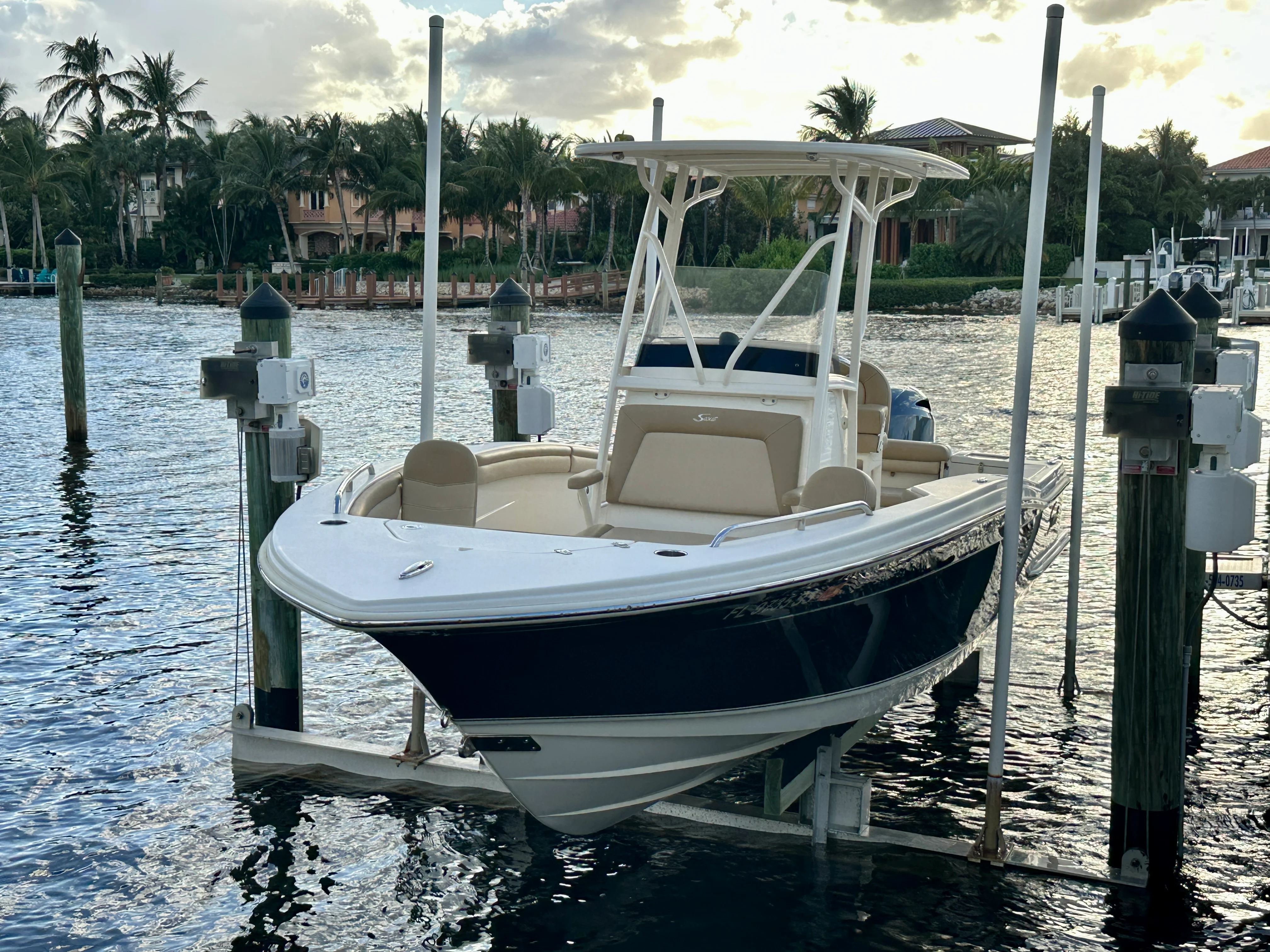 2020 Scout 215 XSF Image Thumbnail #2