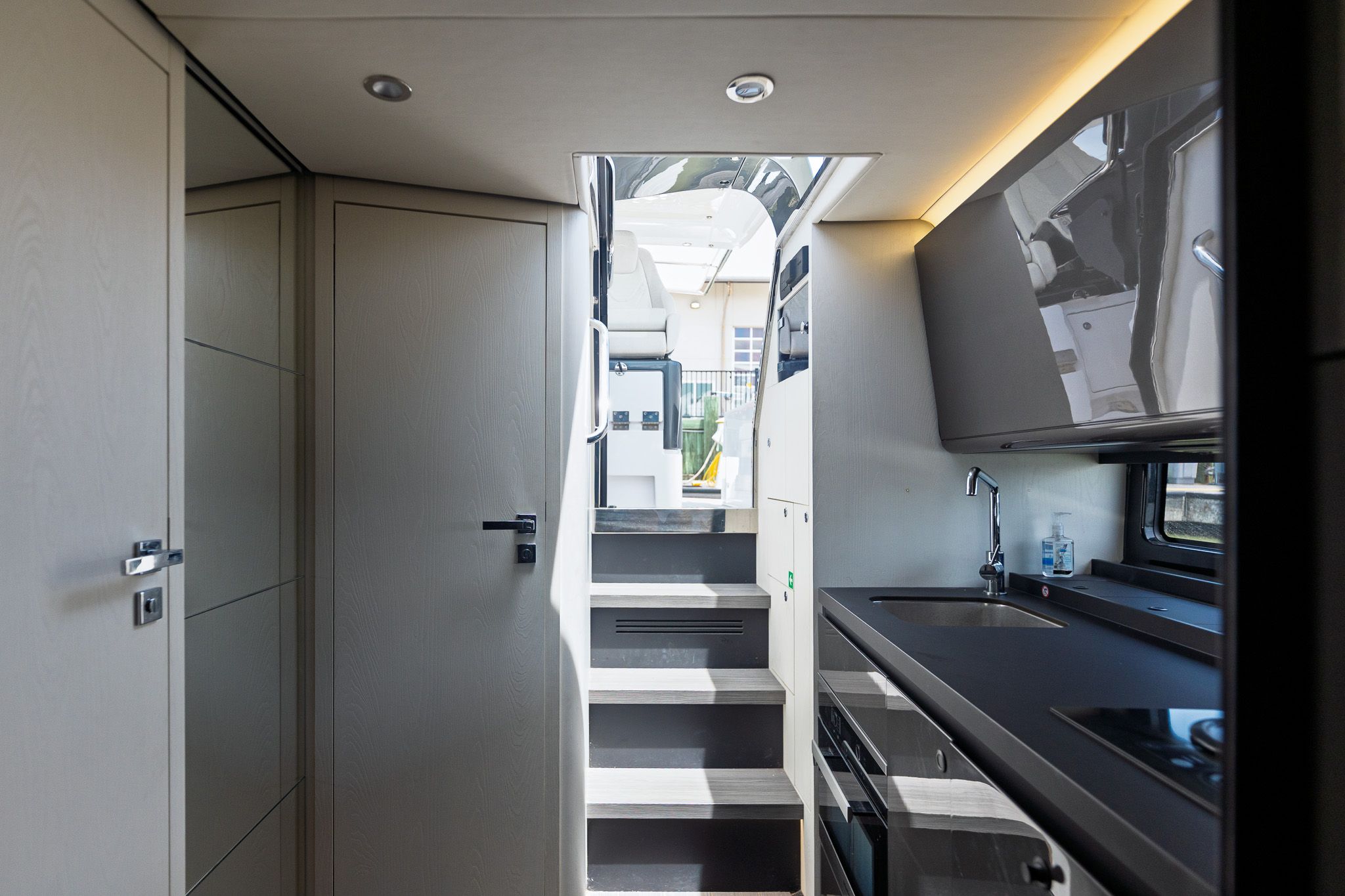 2023 Azimut AZ42 VERVE Image Thumbnail #21