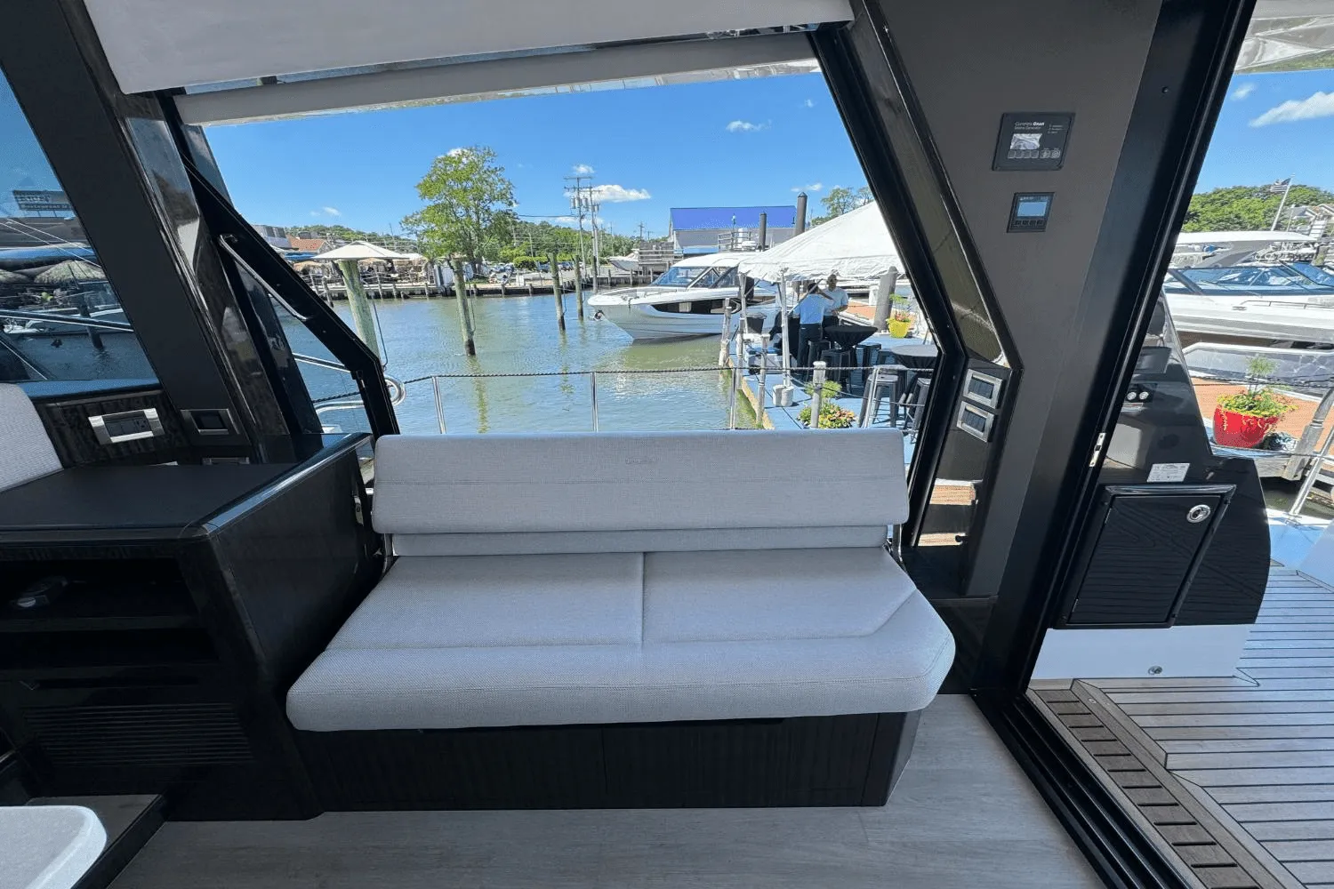 2024 Galeon 500 FLY Image Thumbnail #14