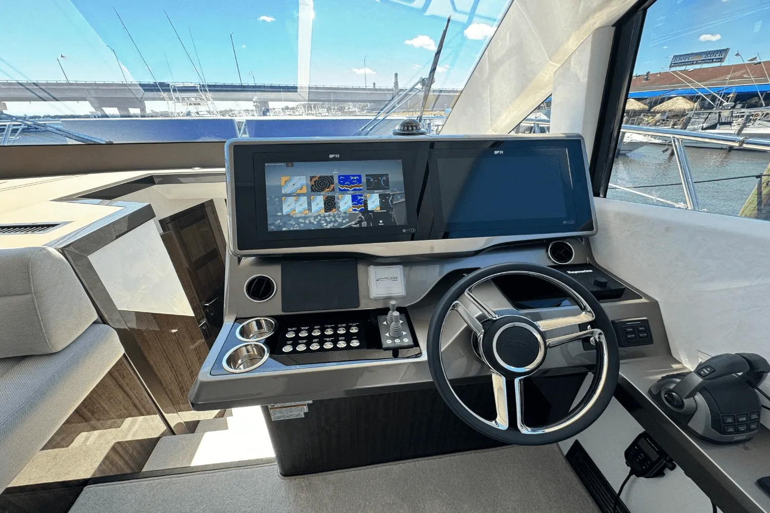 2024 Galeon 500 FLY Image Thumbnail #27