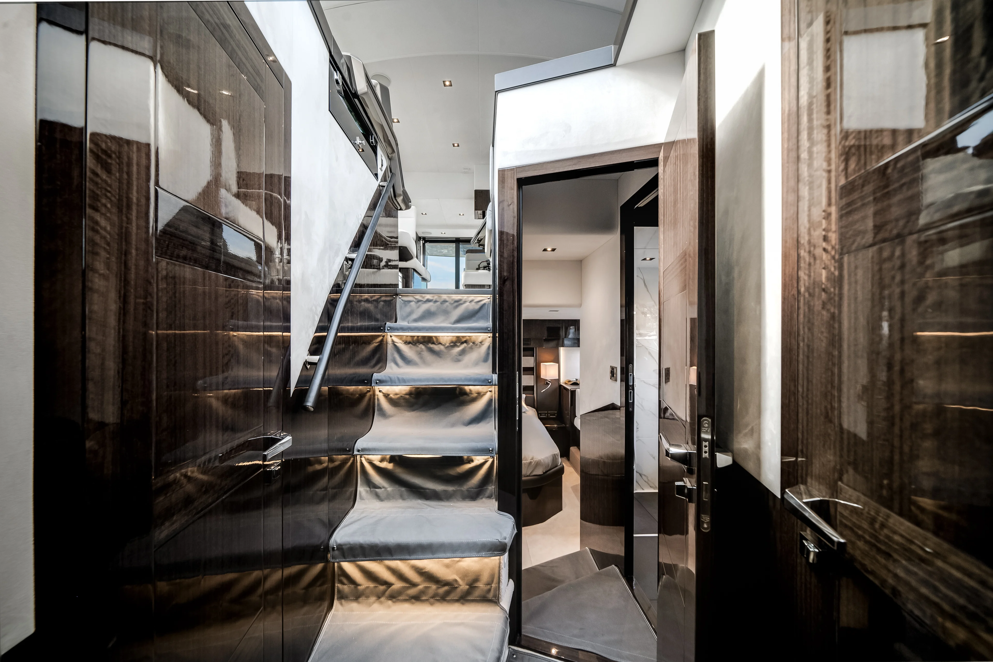 2024 Galeon 500 FLY Image Thumbnail #48