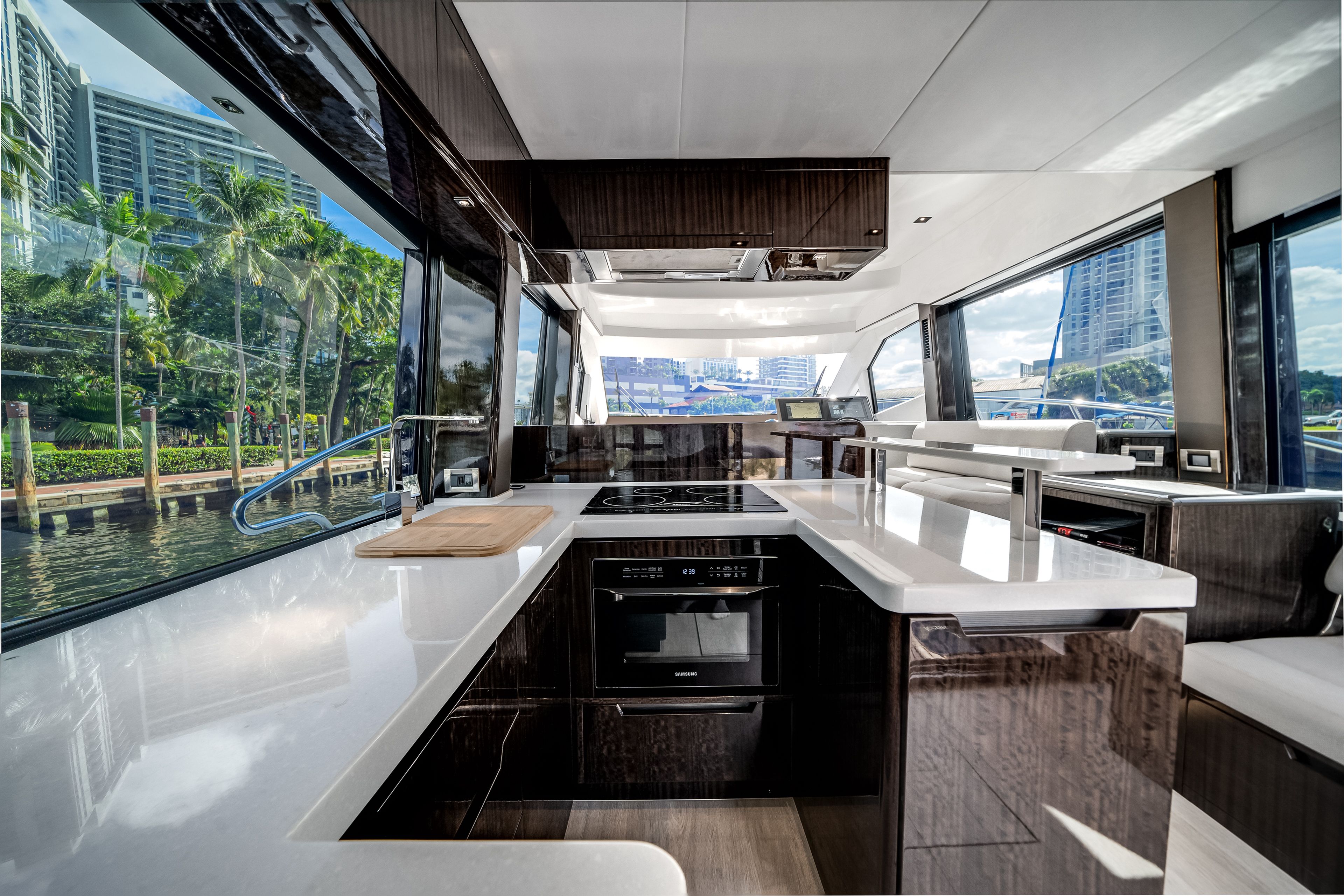 2024 Galeon 500 FLY Image Thumbnail #33
