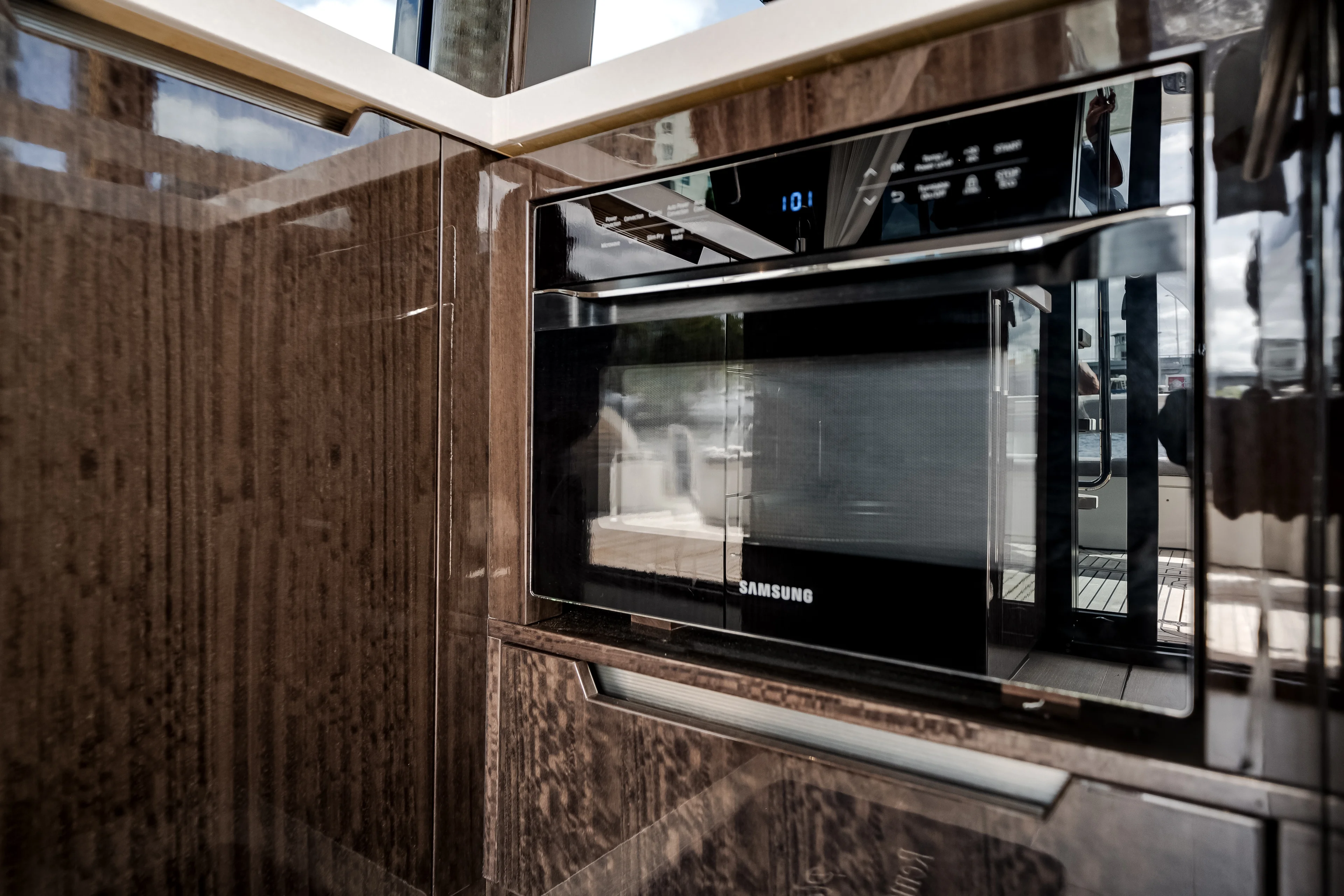 2024 Galeon 500 FLY Image Thumbnail #32