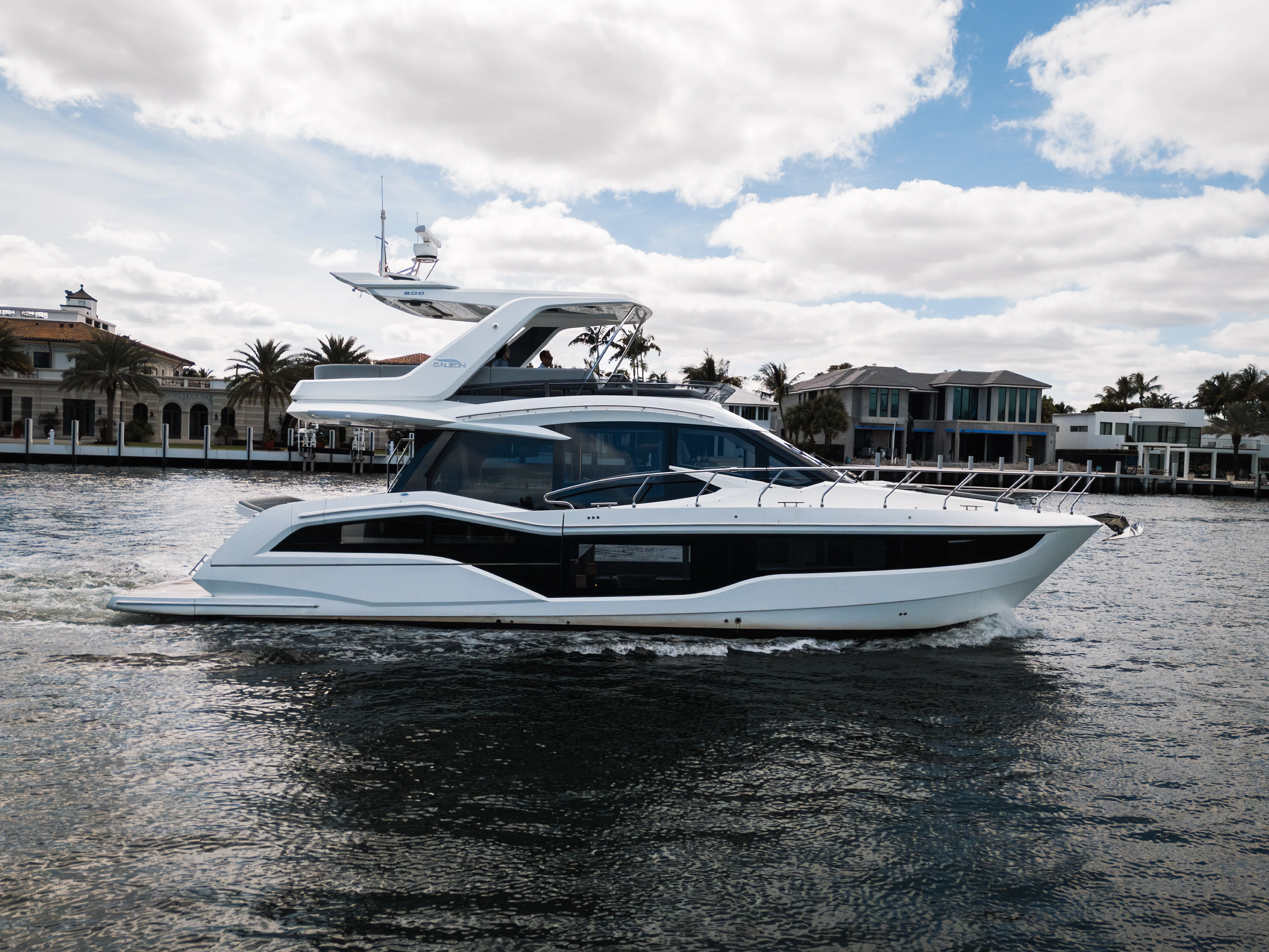 2024 Galeon 500 FLY Image Thumbnail #3