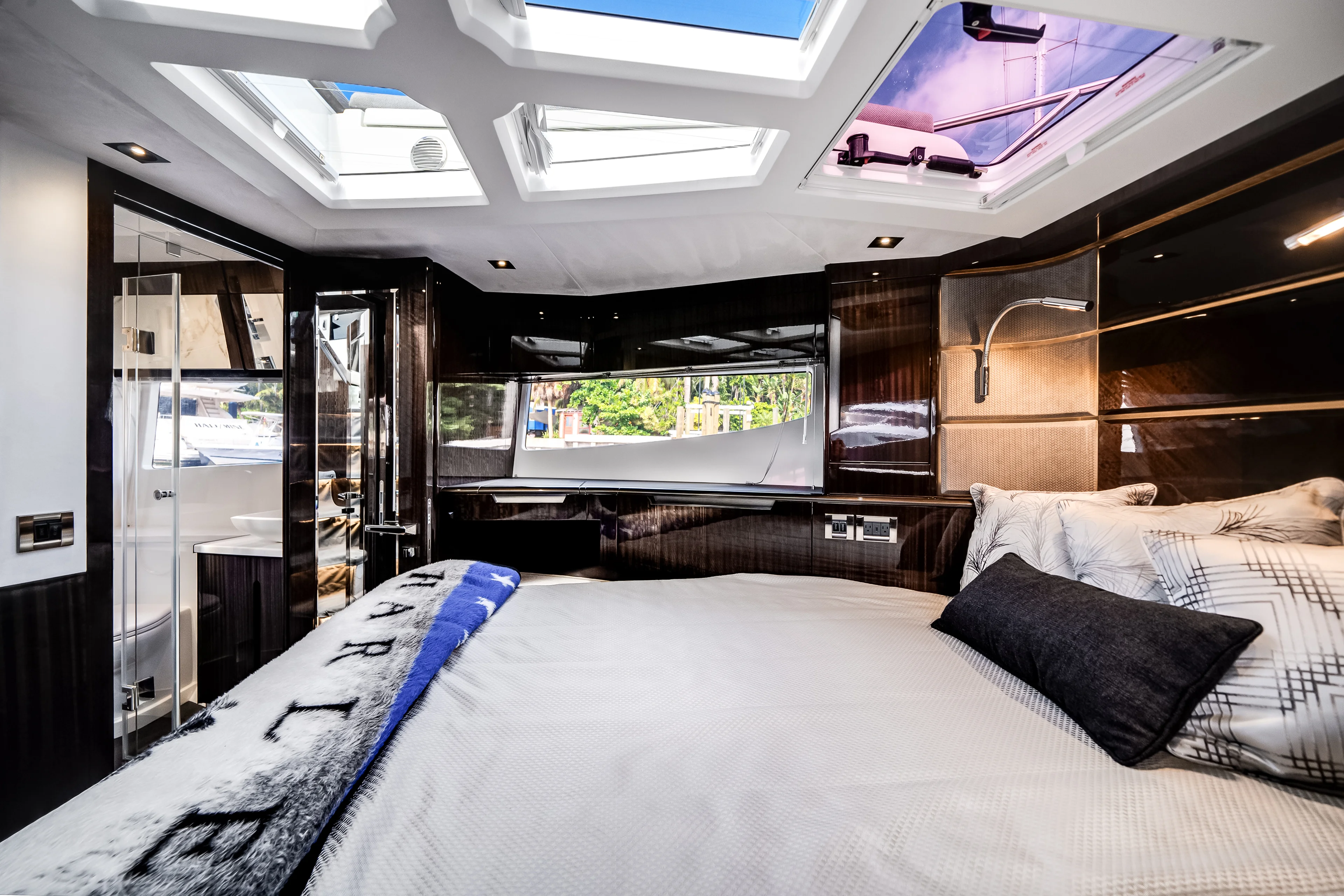 2024 Galeon 500 FLY Image Thumbnail #51