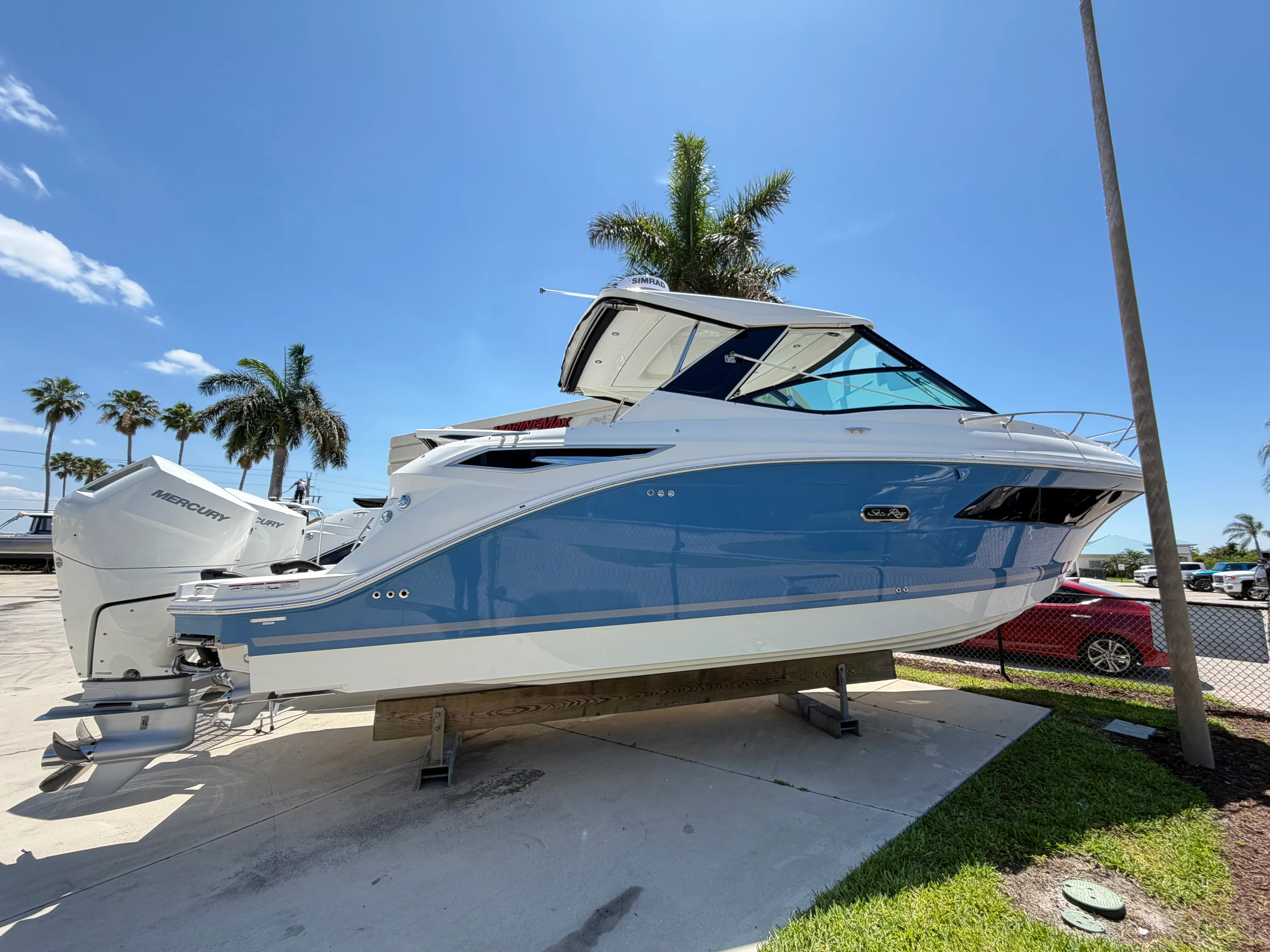 2026 Sea Ray Sundancer 320 Outboard Image Thumbnail #0