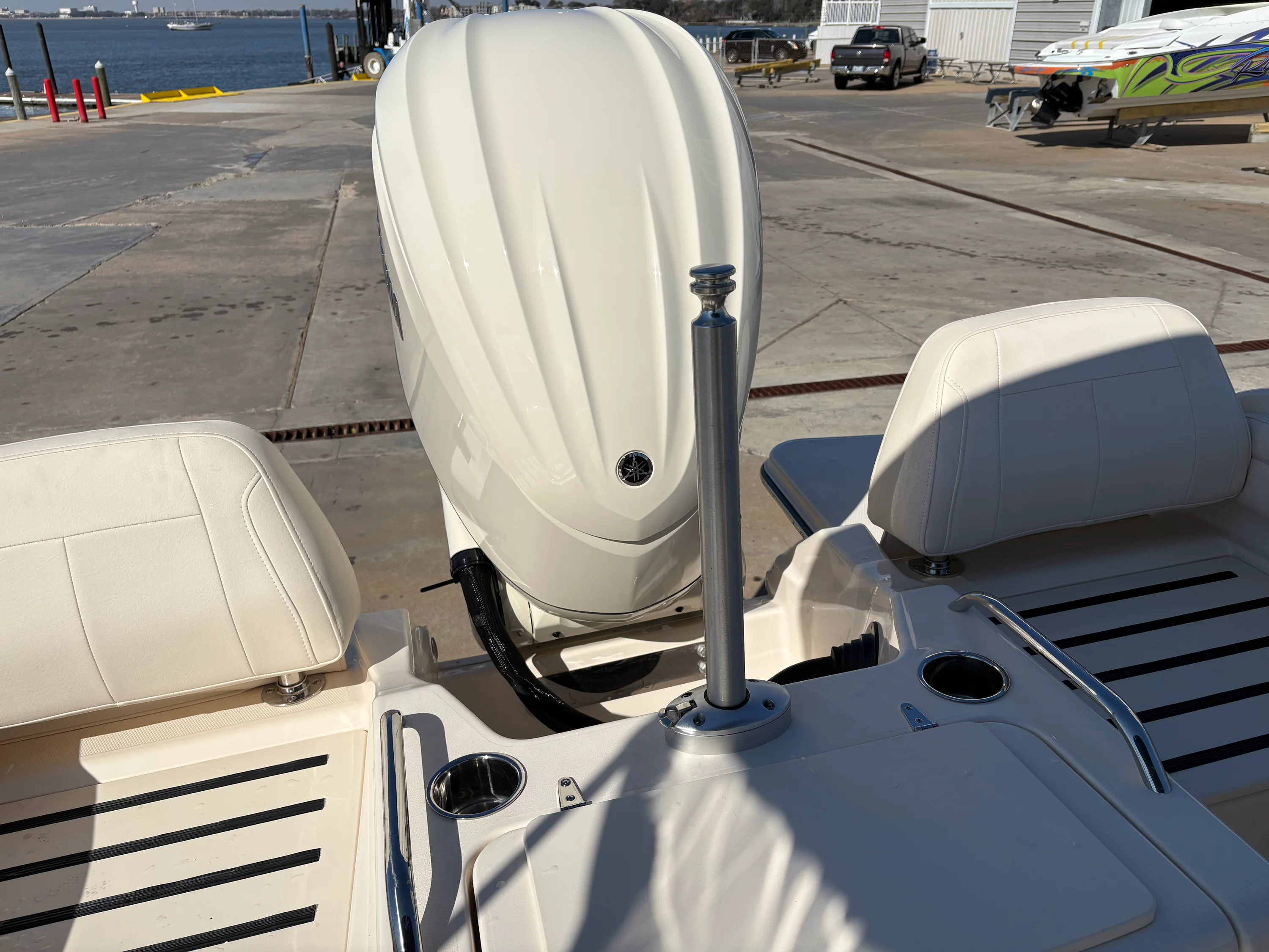 2026 Grady-White Freedom 215 Image Thumbnail #8