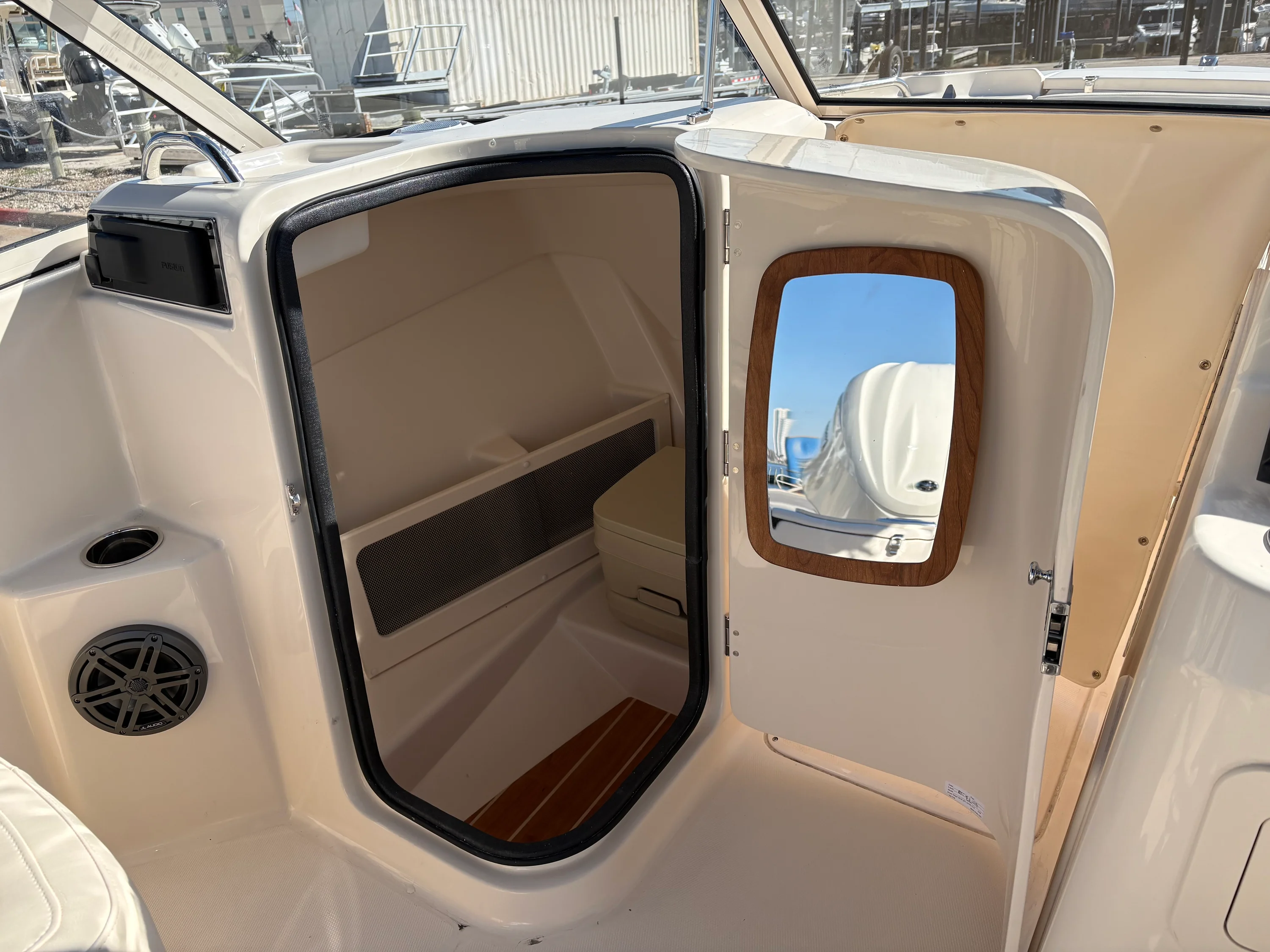 2026 Grady-White Freedom 215 Image Thumbnail #17