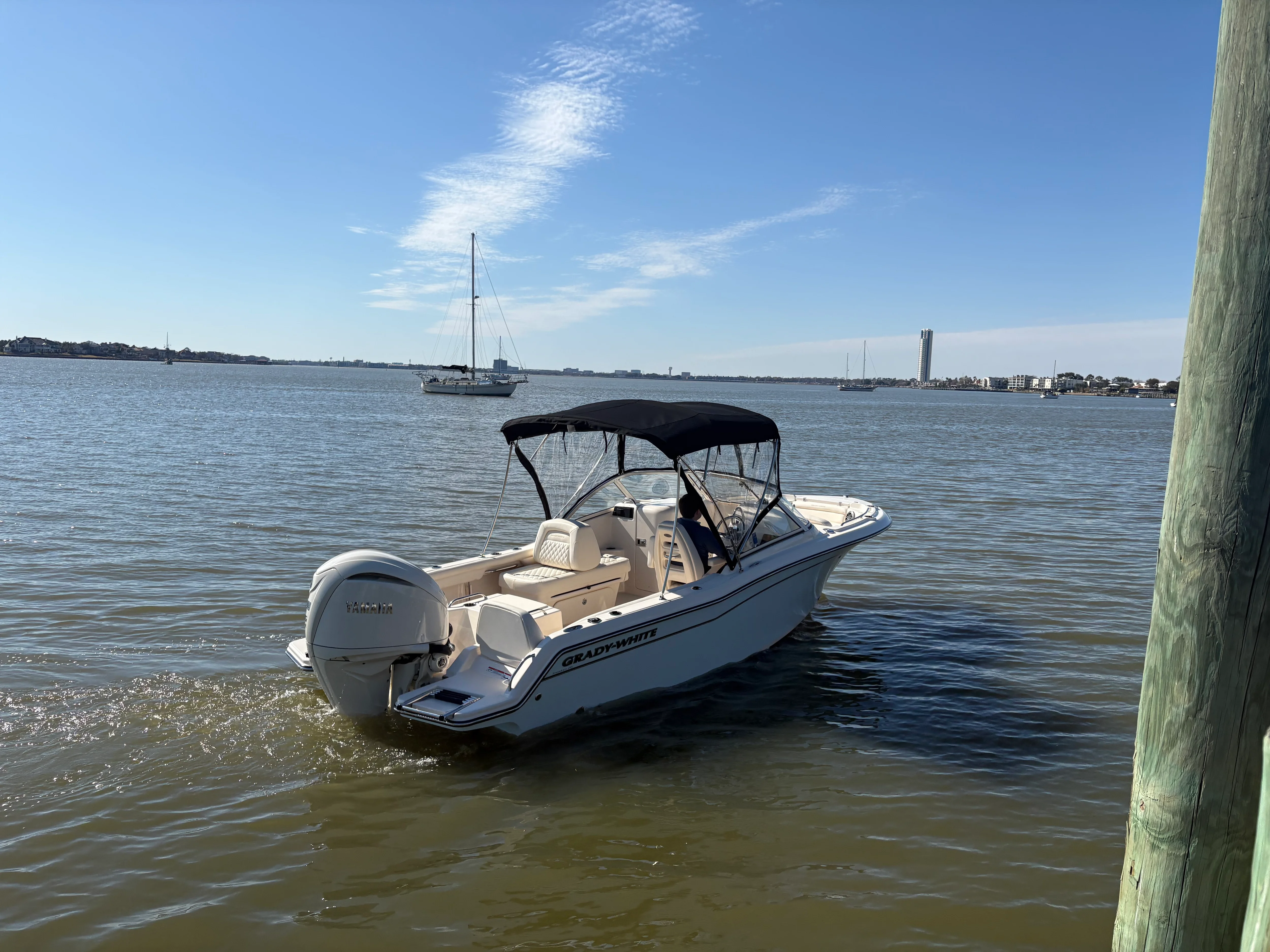 2026 Grady-White Freedom 215 Image Thumbnail #3