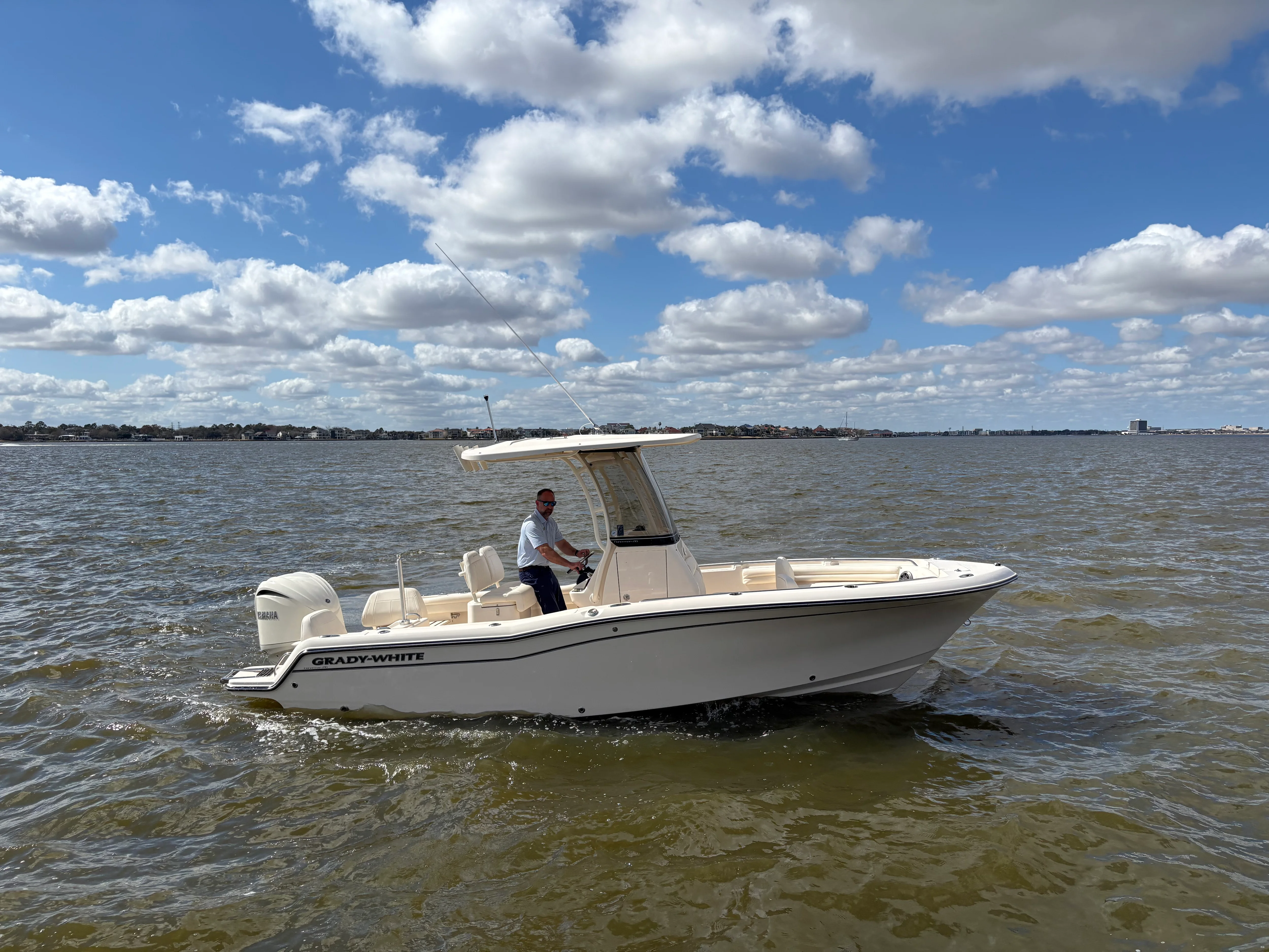 2026 Grady-White Fisherman 216 Image Thumbnail #0