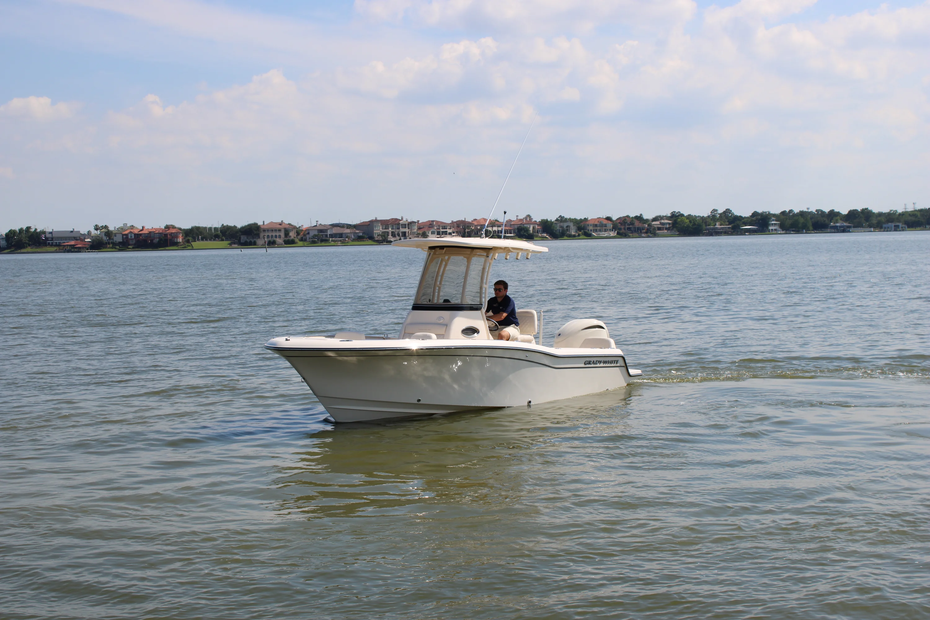 2026 Grady-White Fisherman 216 Image Thumbnail #5
