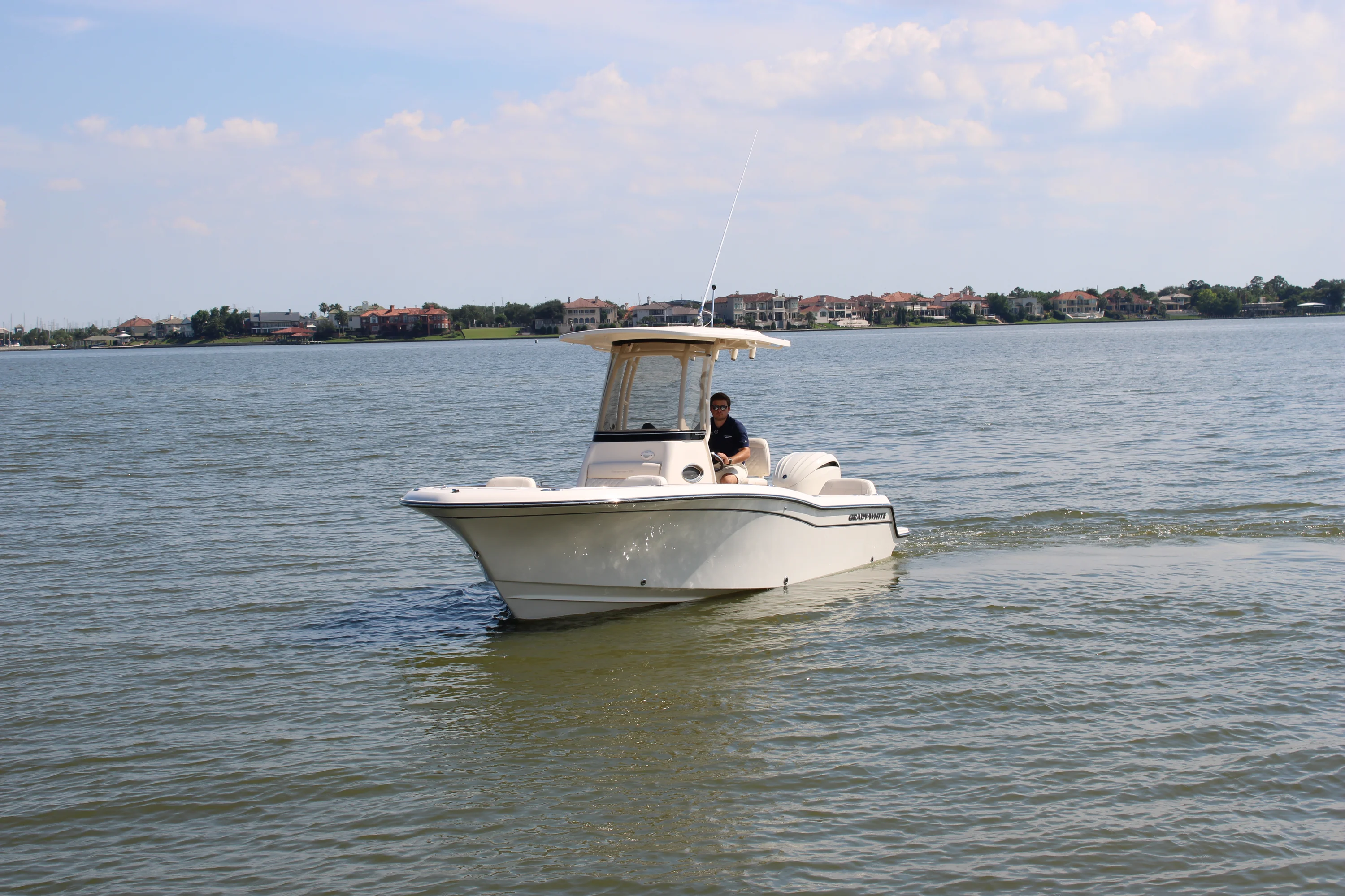 2026 Grady-White Fisherman 216 Image Thumbnail #6