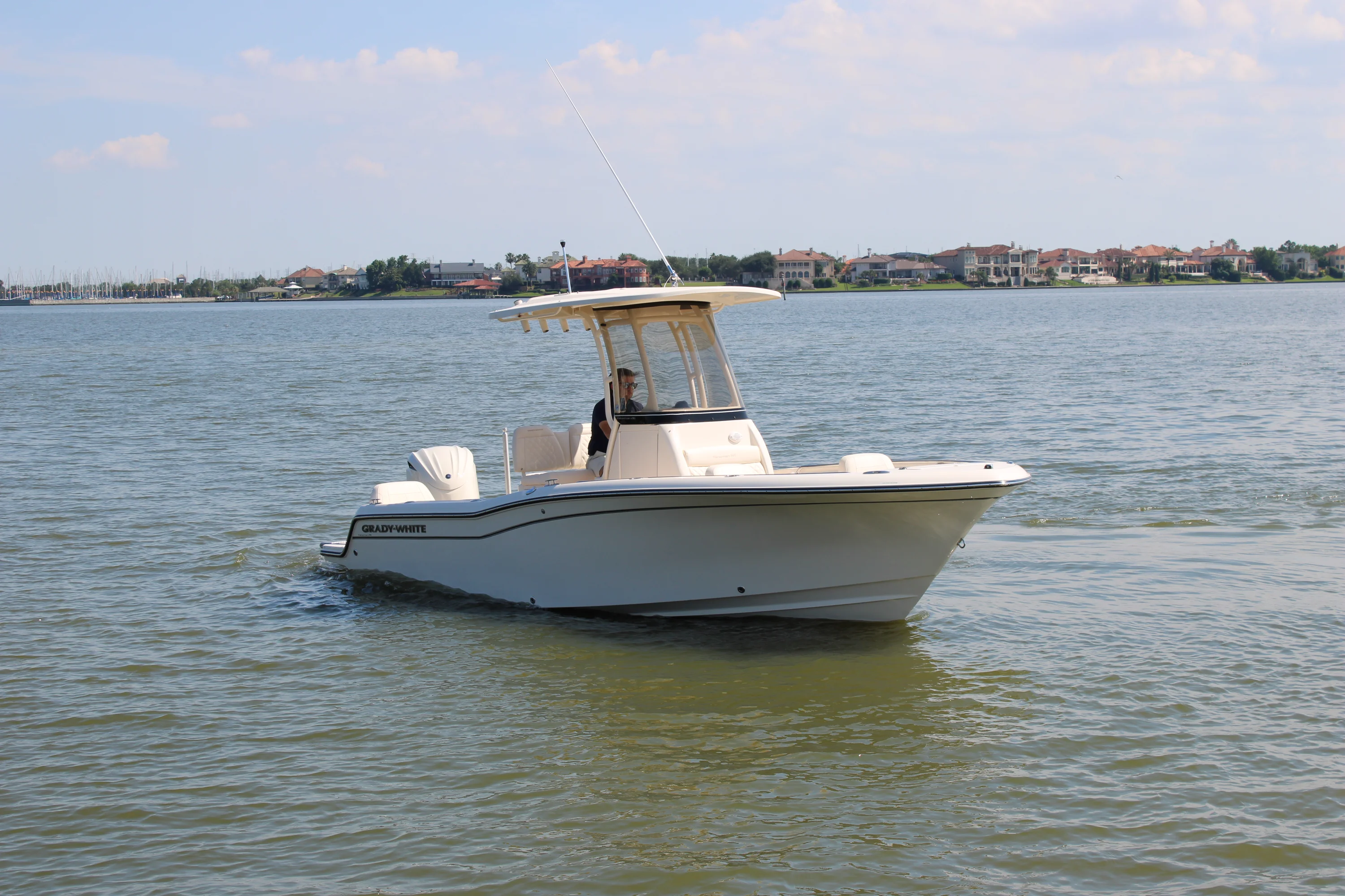 2026 Grady-White Fisherman 216 Image Thumbnail #11