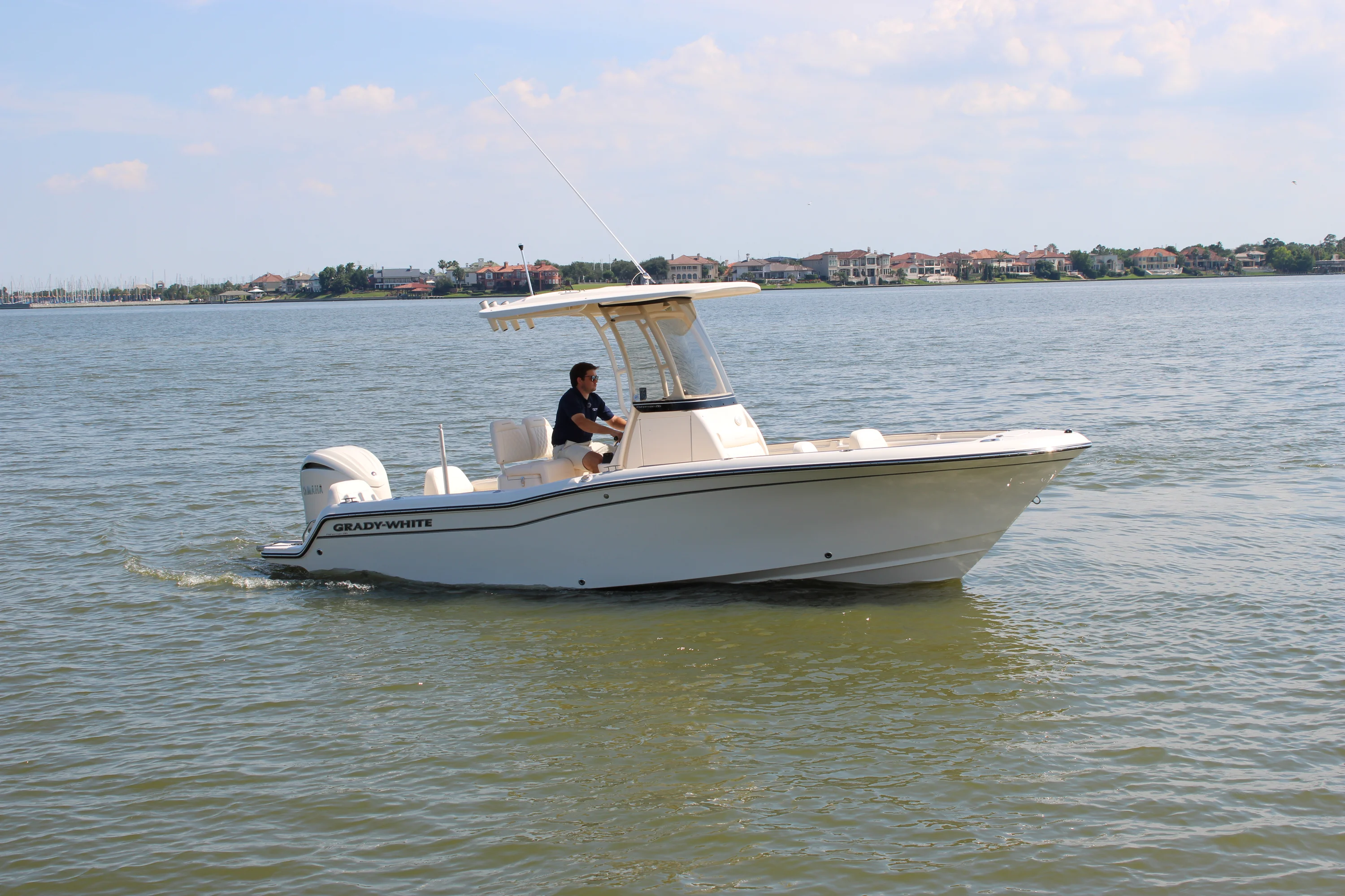 2026 Grady-White Fisherman 216 Image Thumbnail #12