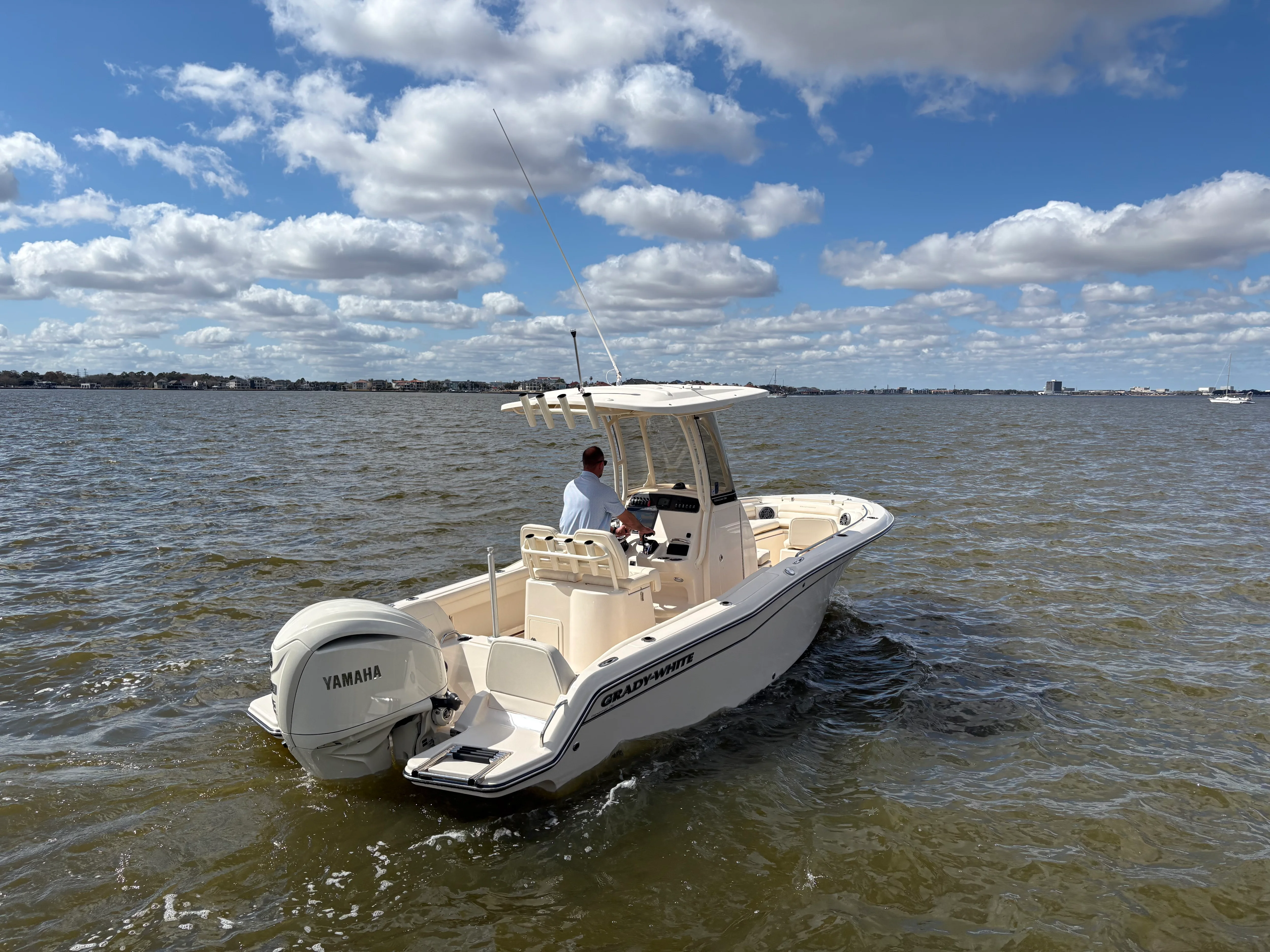 2026 Grady-White Fisherman 216 Image Thumbnail #2