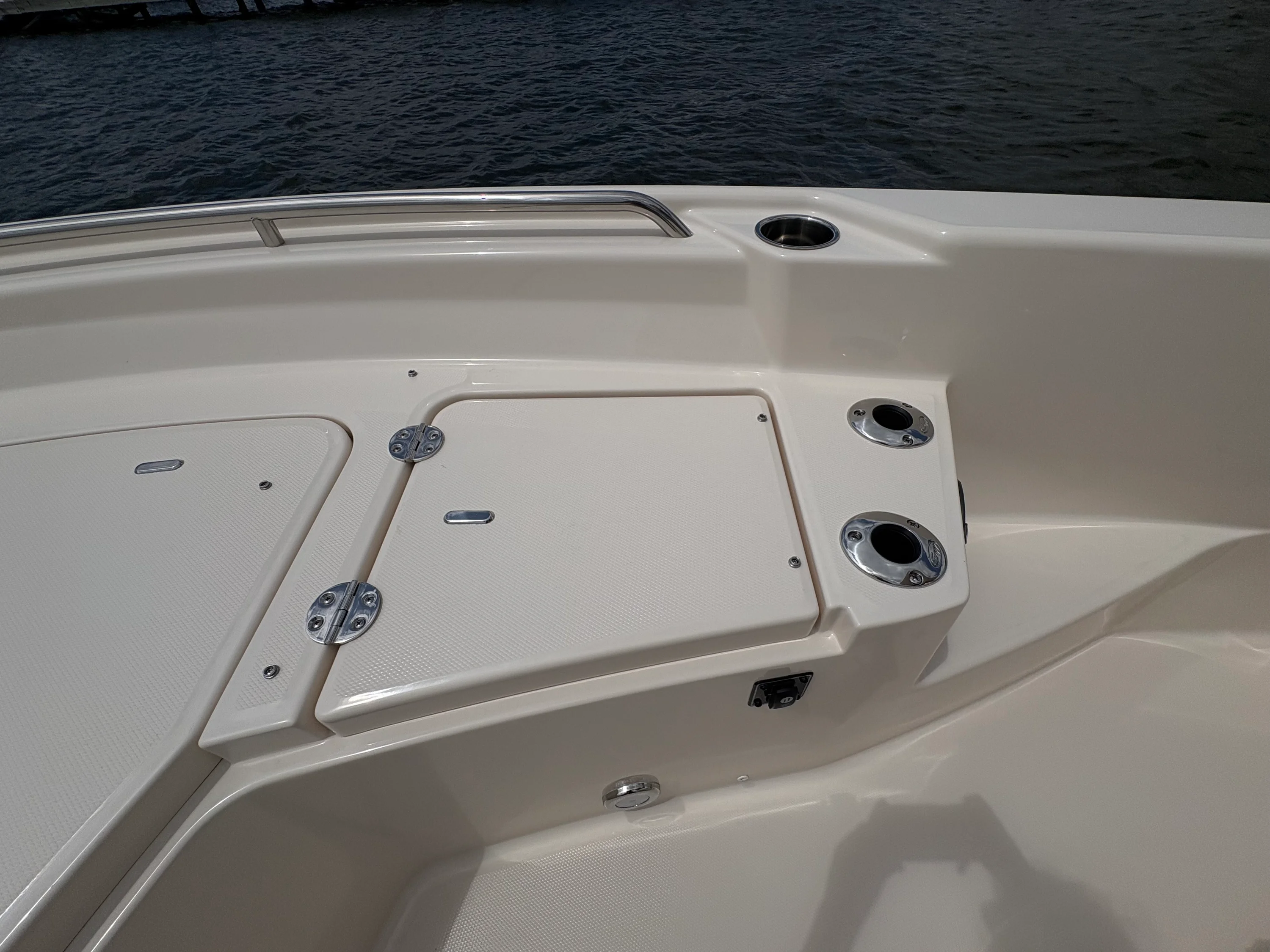 2026 Grady-White 231 CE Image Thumbnail #14