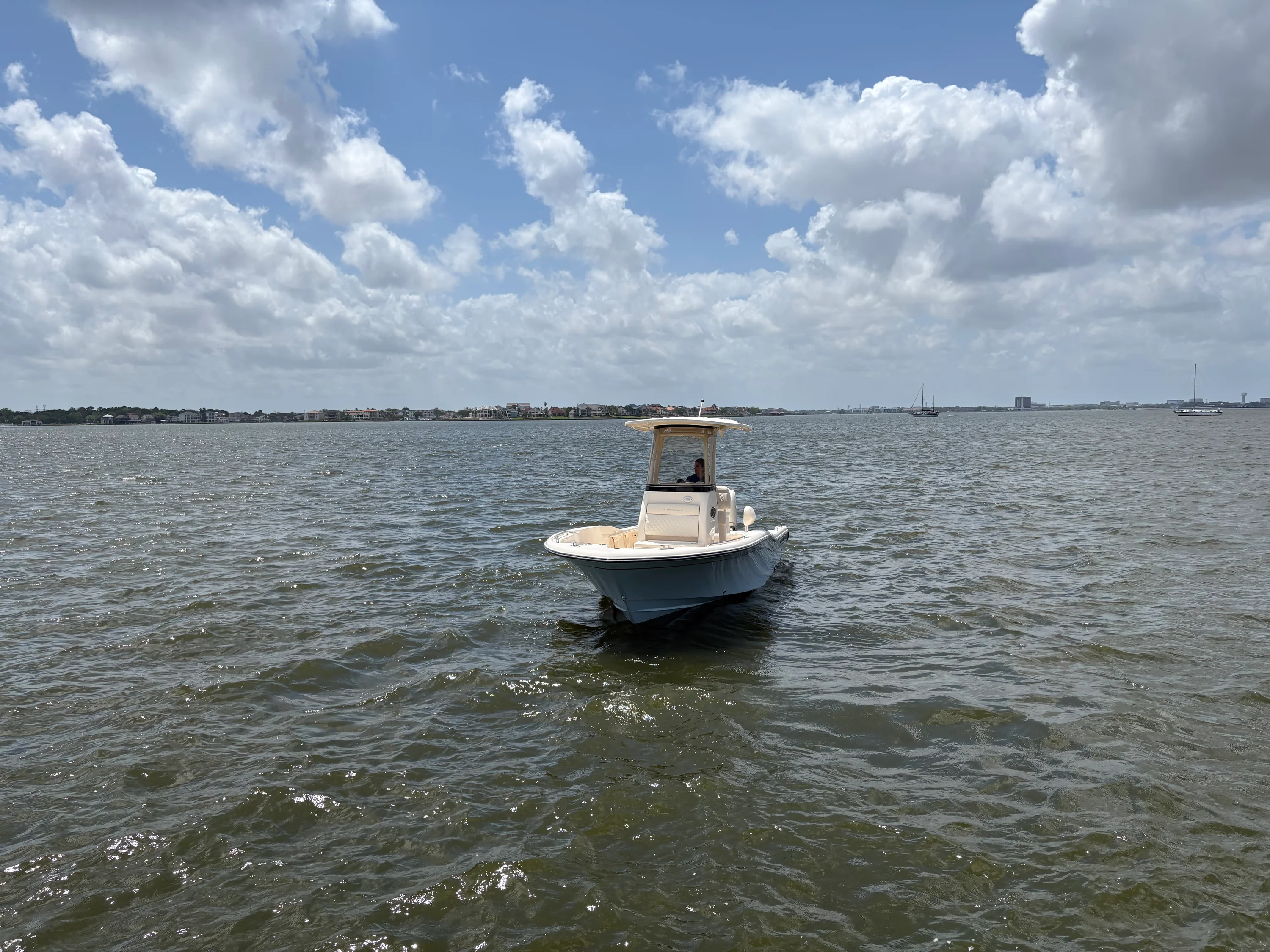 2026 Grady-White 231 CE Image Thumbnail #2