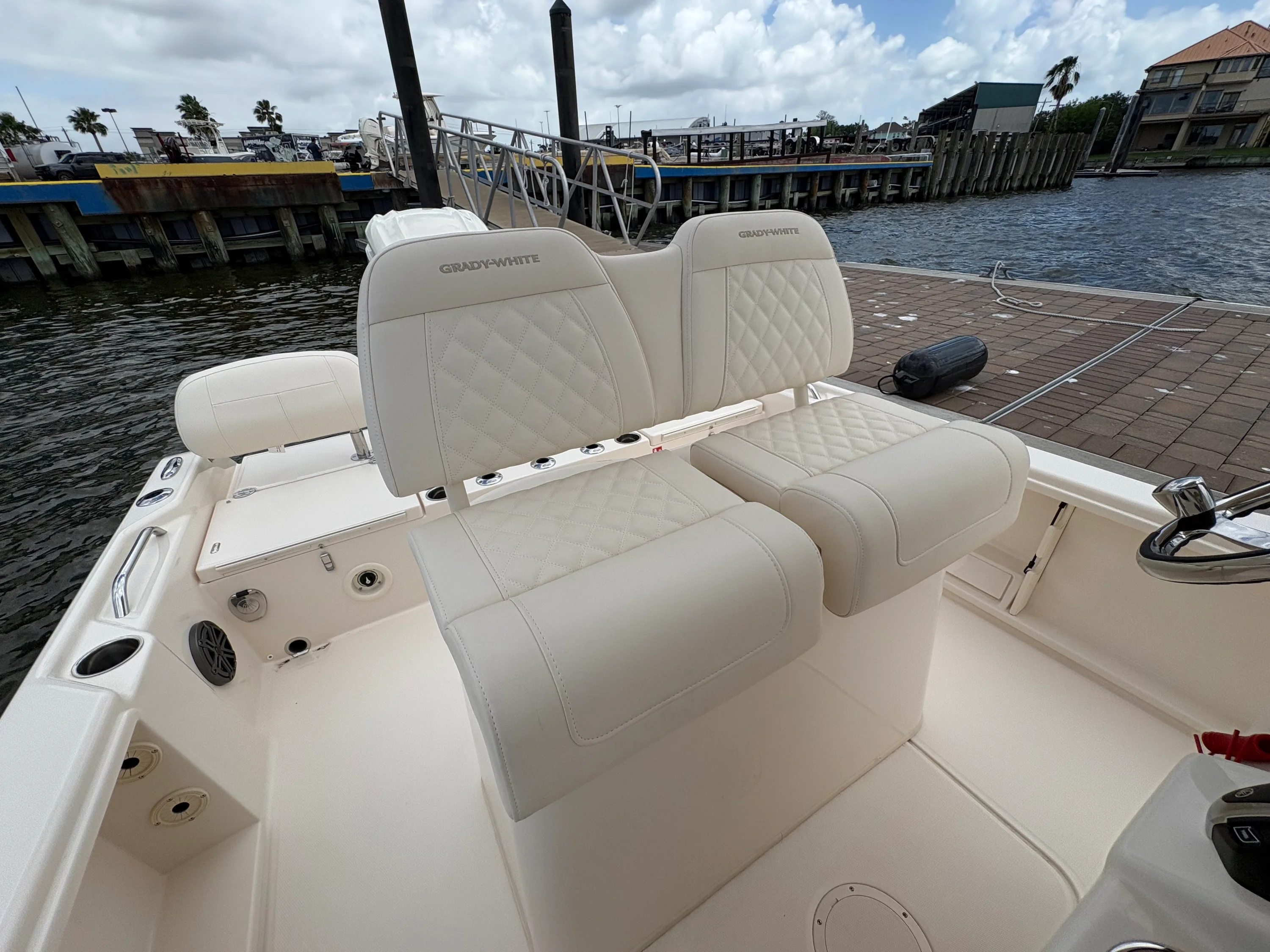 2026 Grady-White 231 CE Image Thumbnail #23