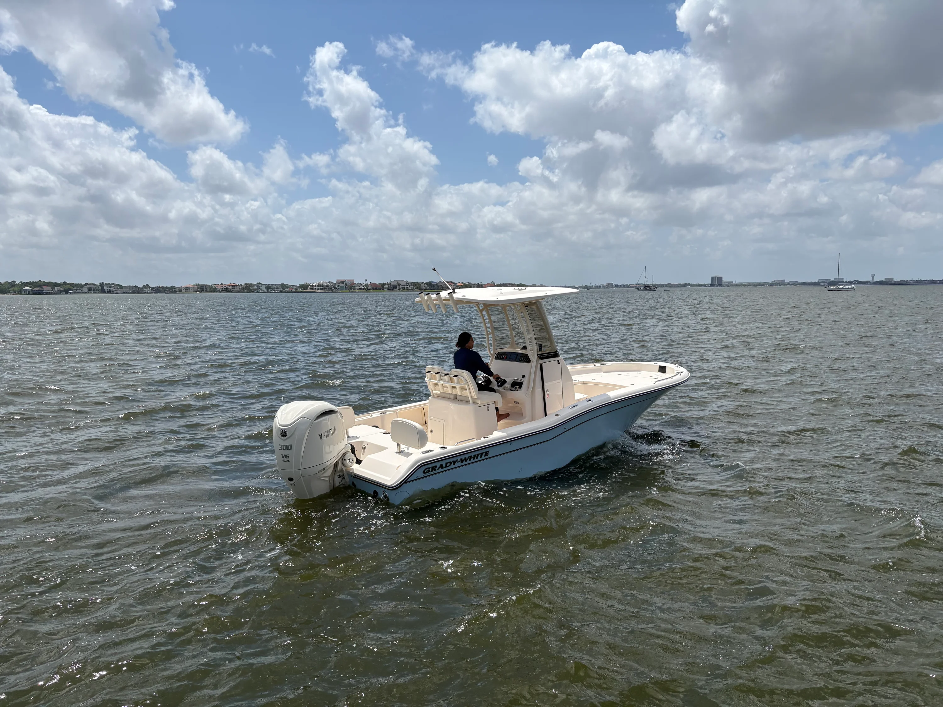 2026 Grady-White 231 CE Image Thumbnail #6