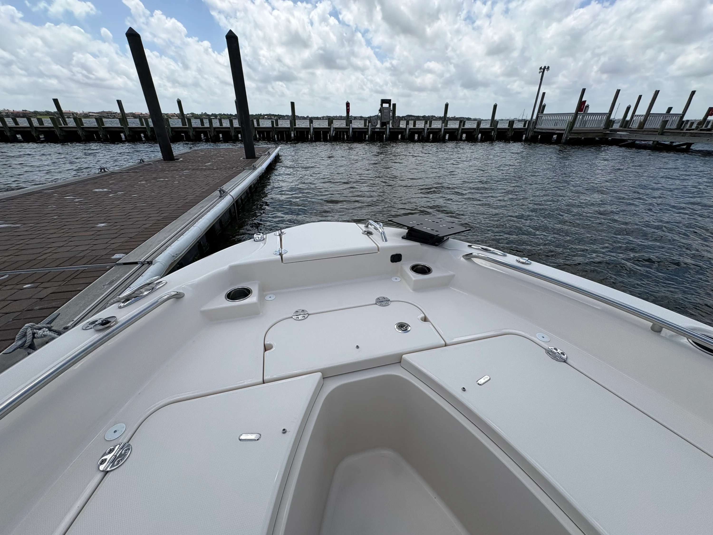 2026 Grady-White 251 CE Image Thumbnail #16