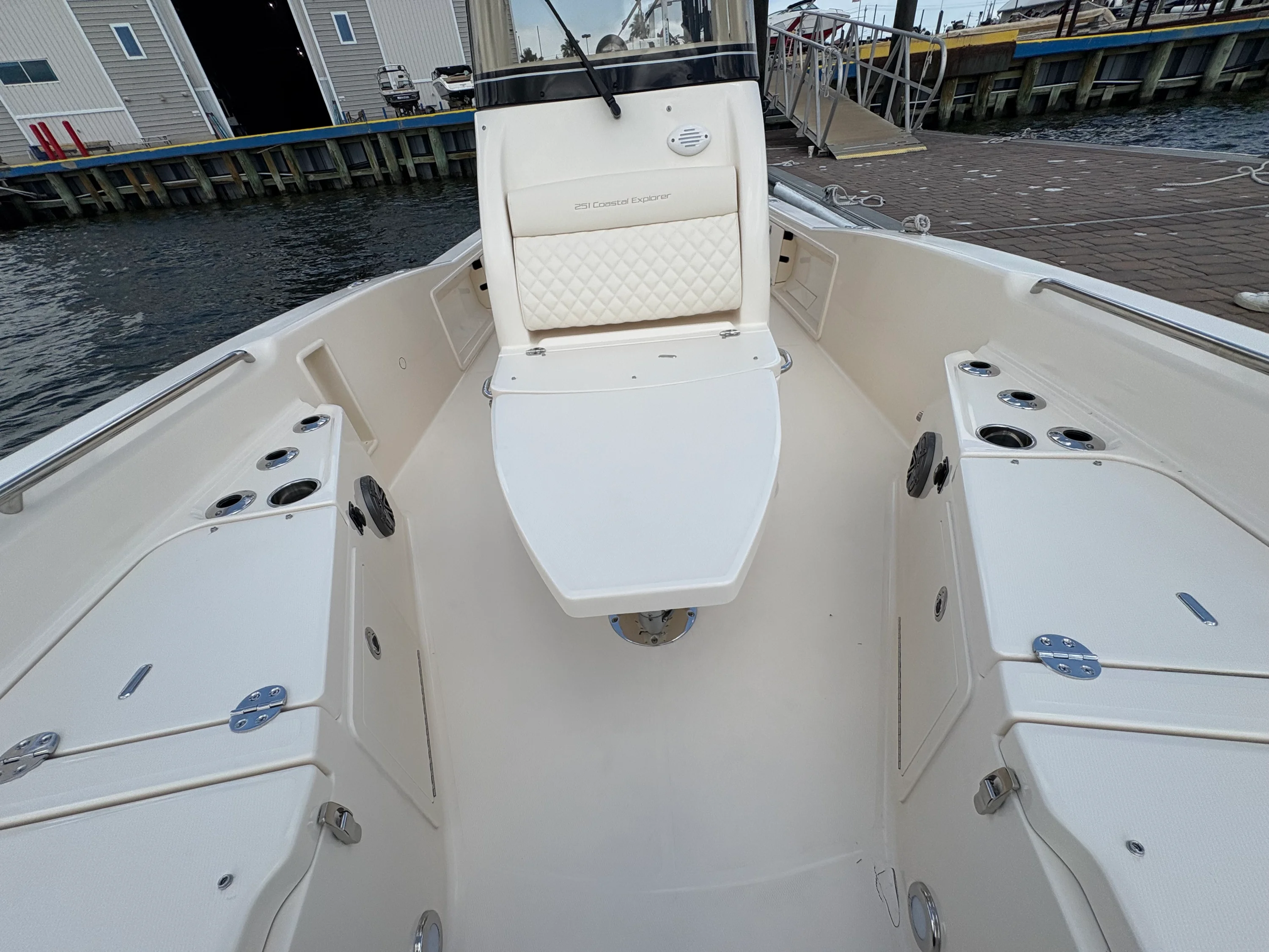 2026 Grady-White 251 CE Image Thumbnail #11