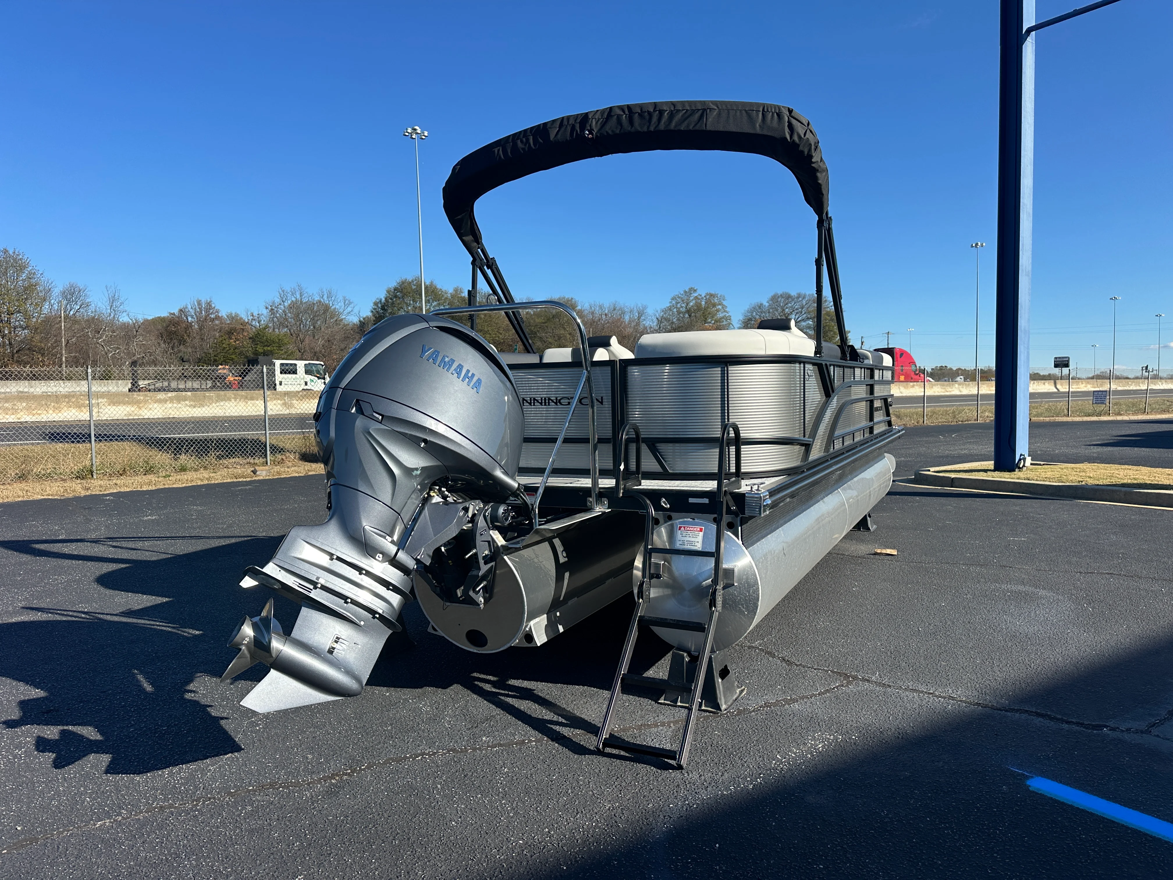 2026 Bennington 22SSR Image Thumbnail #2