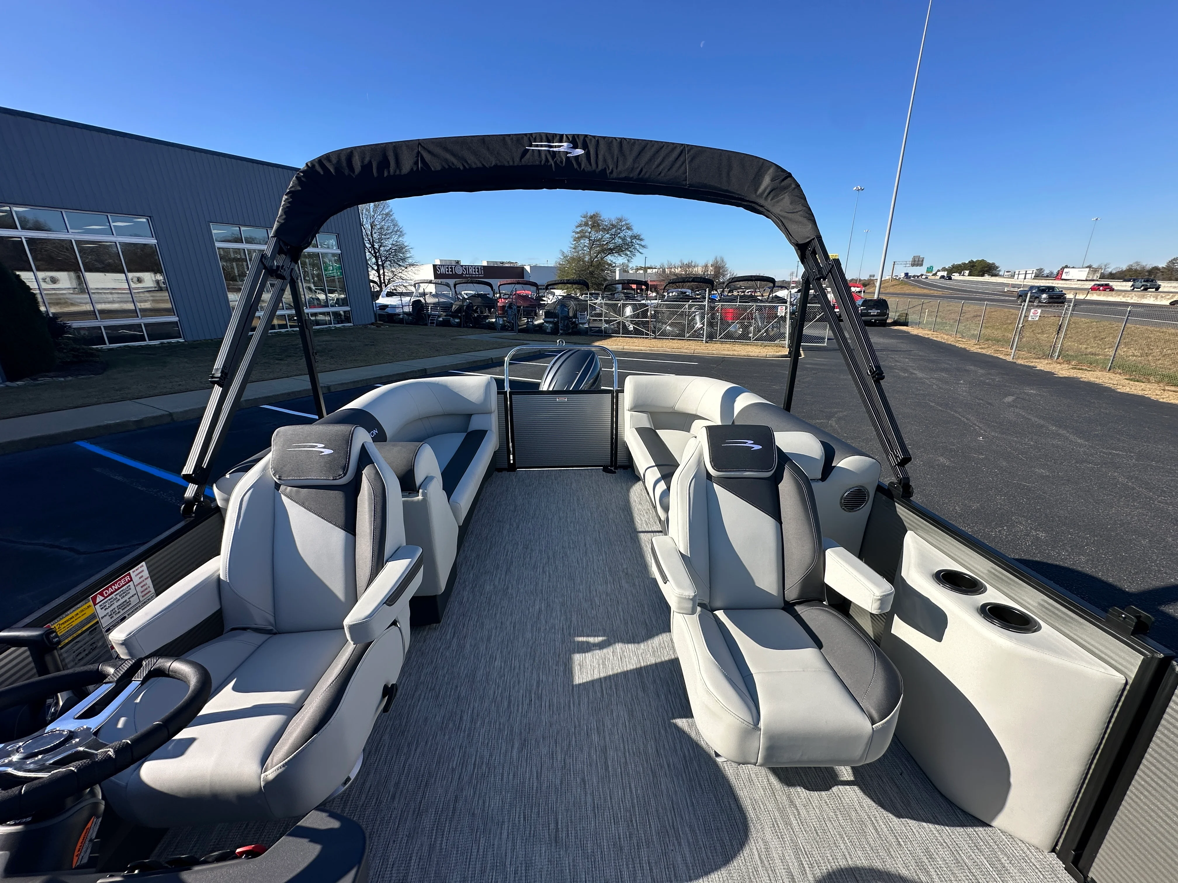 2026 Bennington 22SSR Image Thumbnail #13