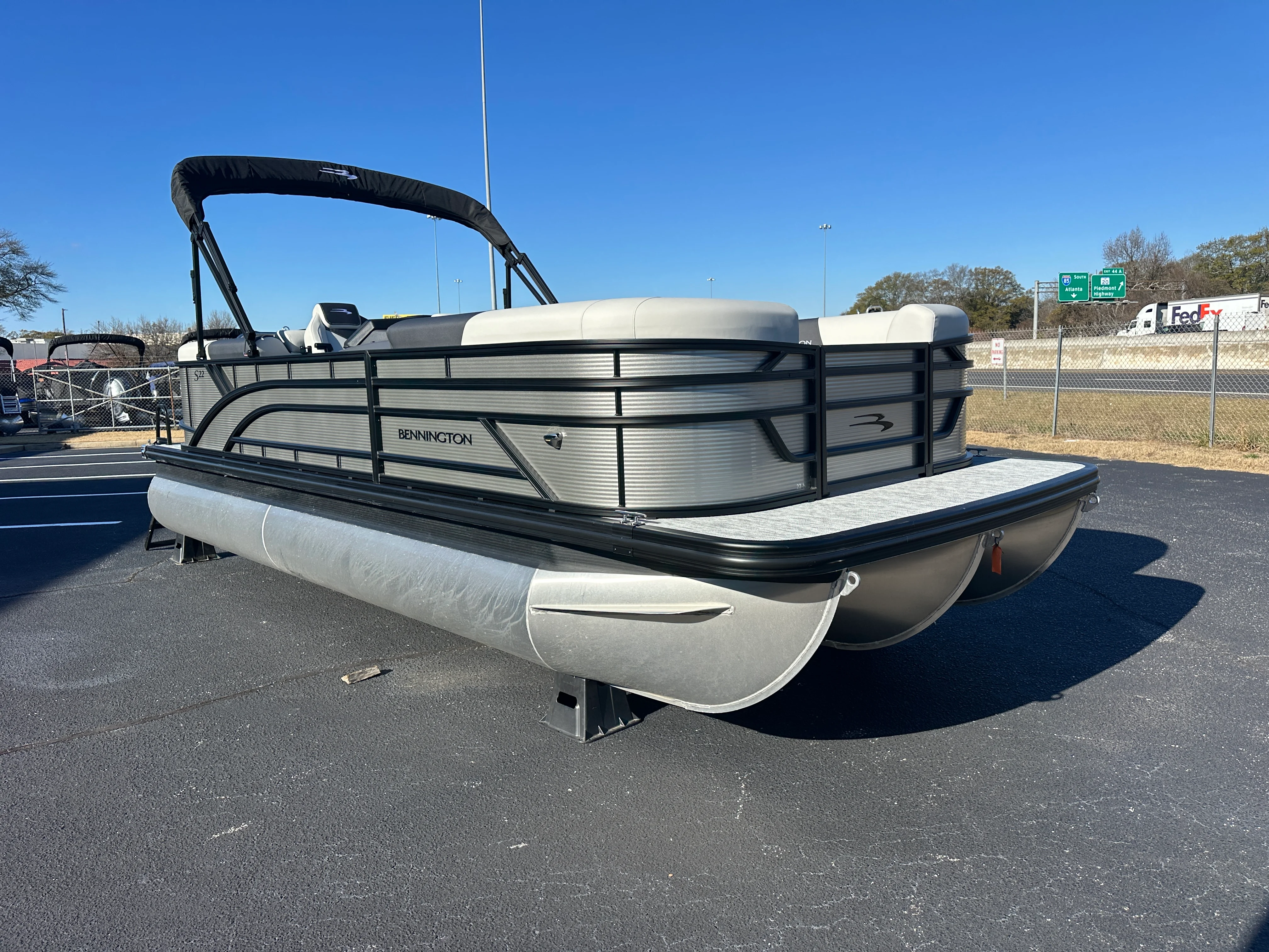 2026 Bennington 22SSR Image Thumbnail #4