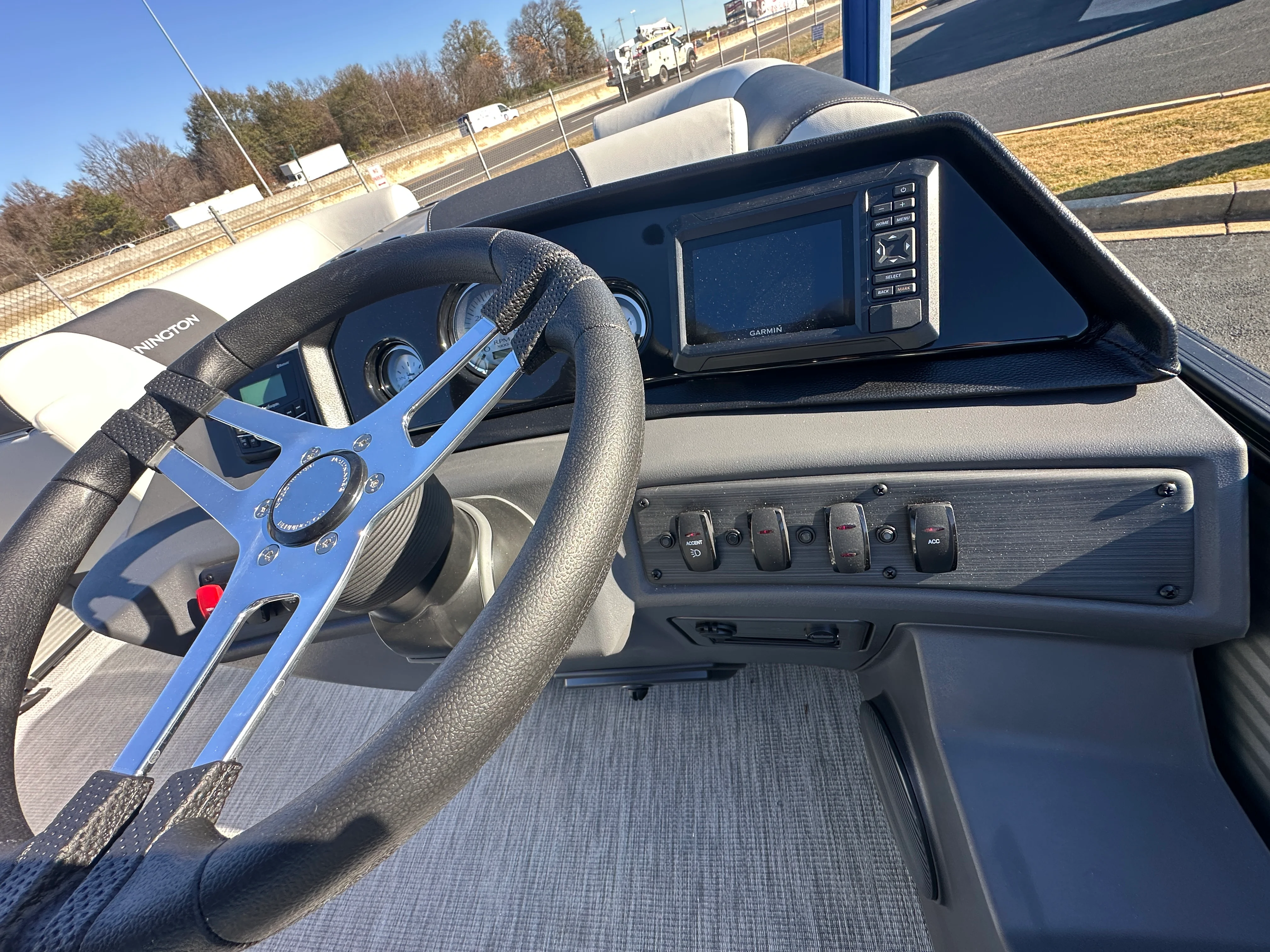 2026 Bennington 22SSR Image Thumbnail #18