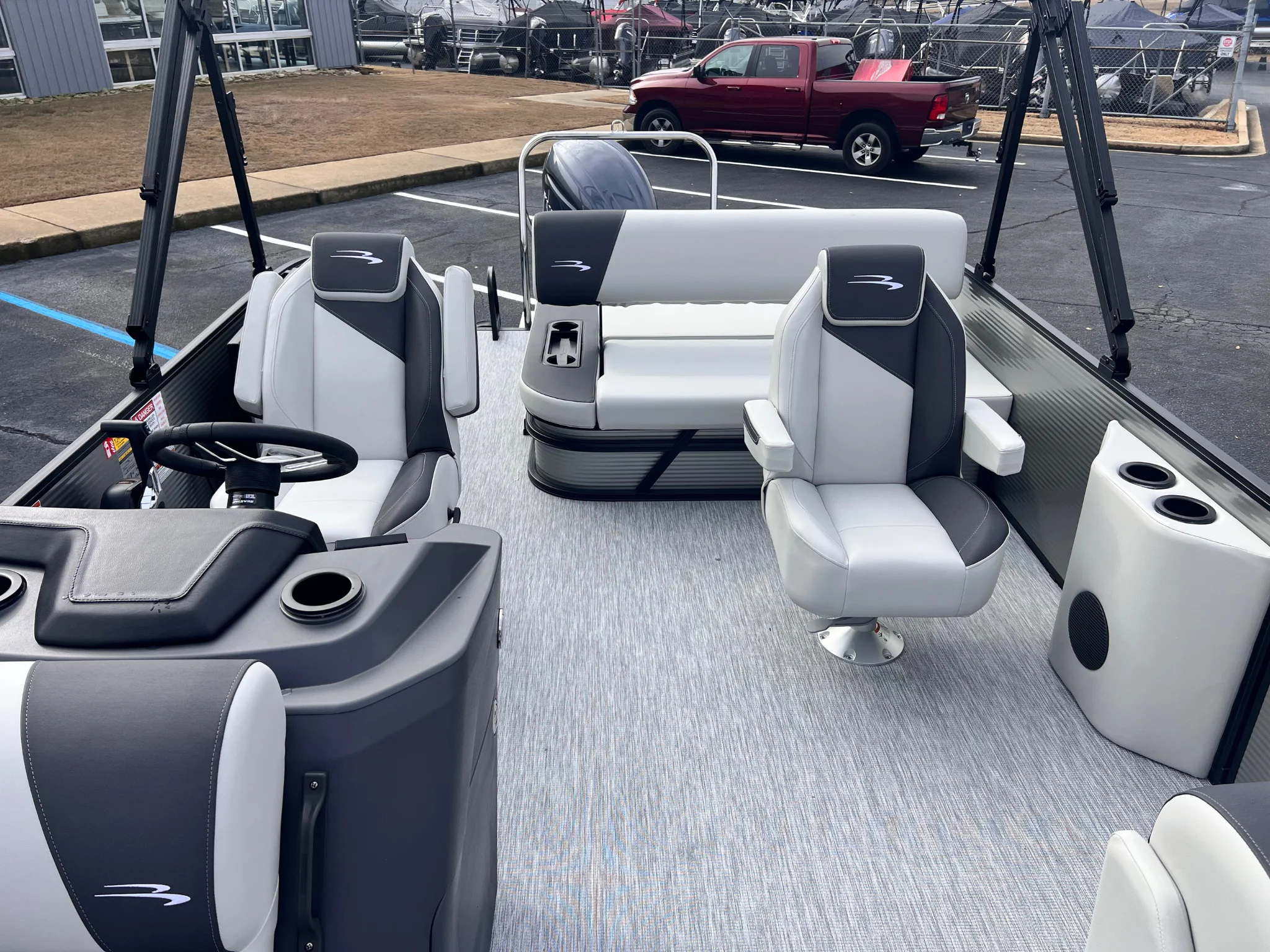 2026 Bennington 22SSB Image Thumbnail #12