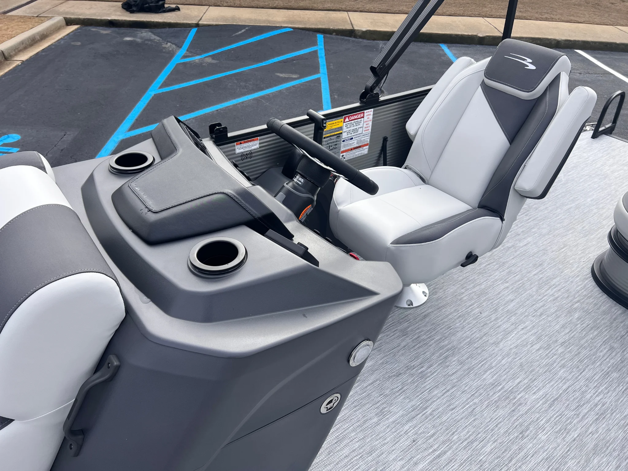 2026 Bennington 22SSB Image Thumbnail #9