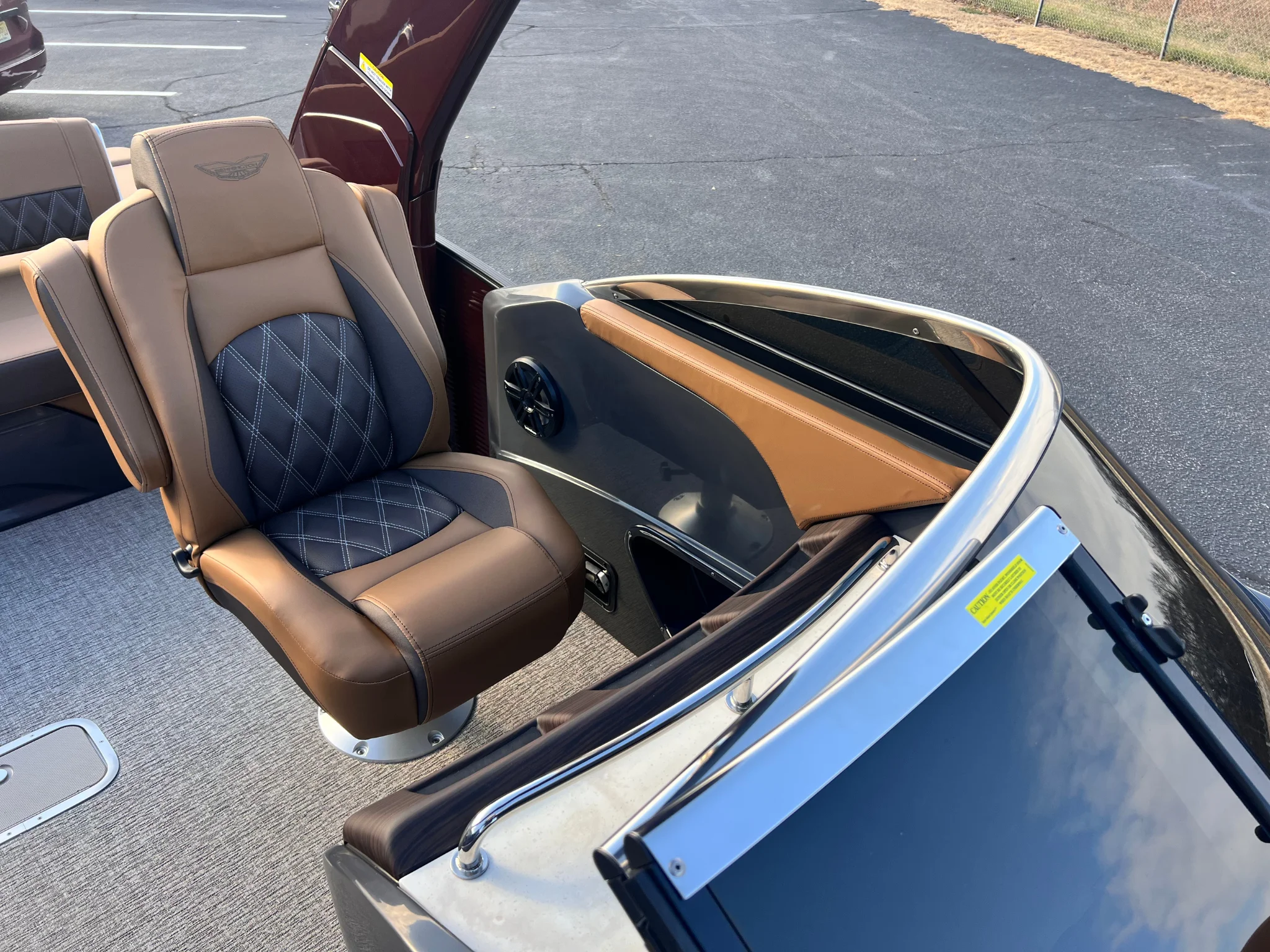 2026 Bennington 22SSR Image Thumbnail #16