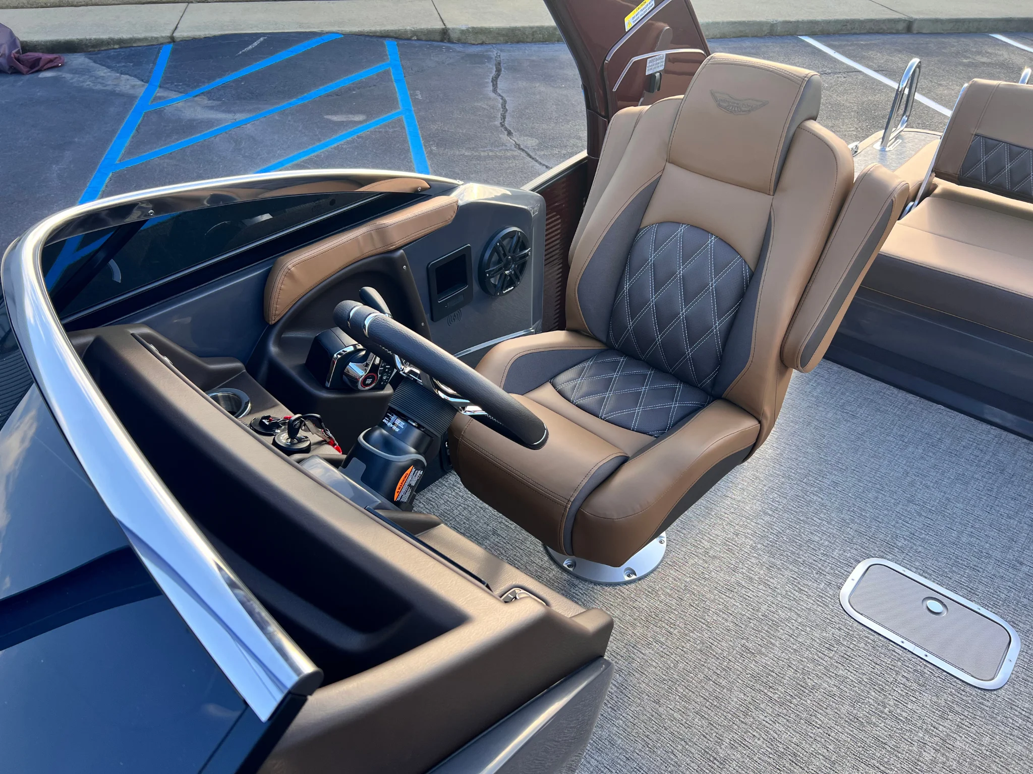 2026 Bennington 22SSR Image Thumbnail #17