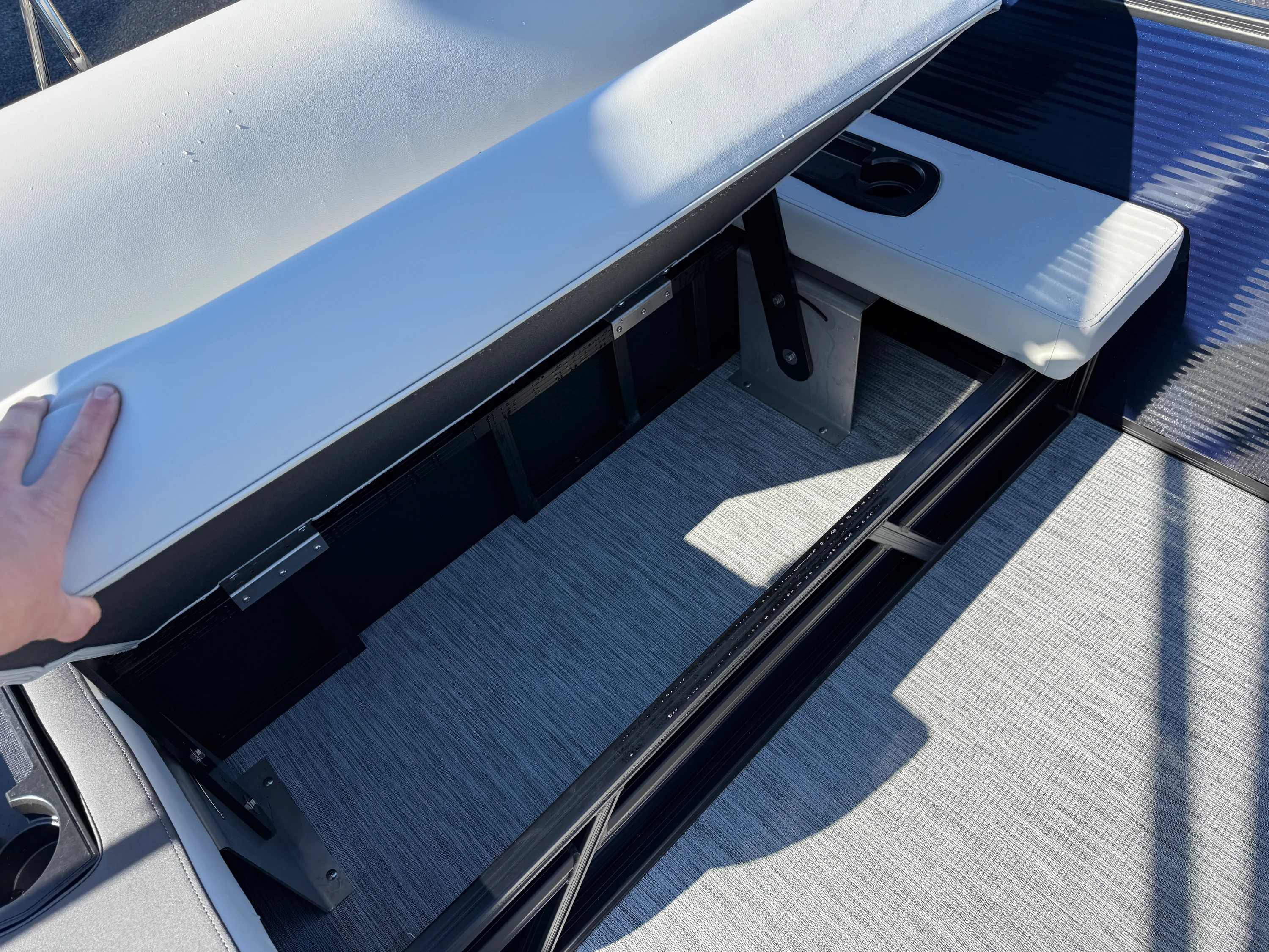 2026 Bennington 22SSB Image Thumbnail #15