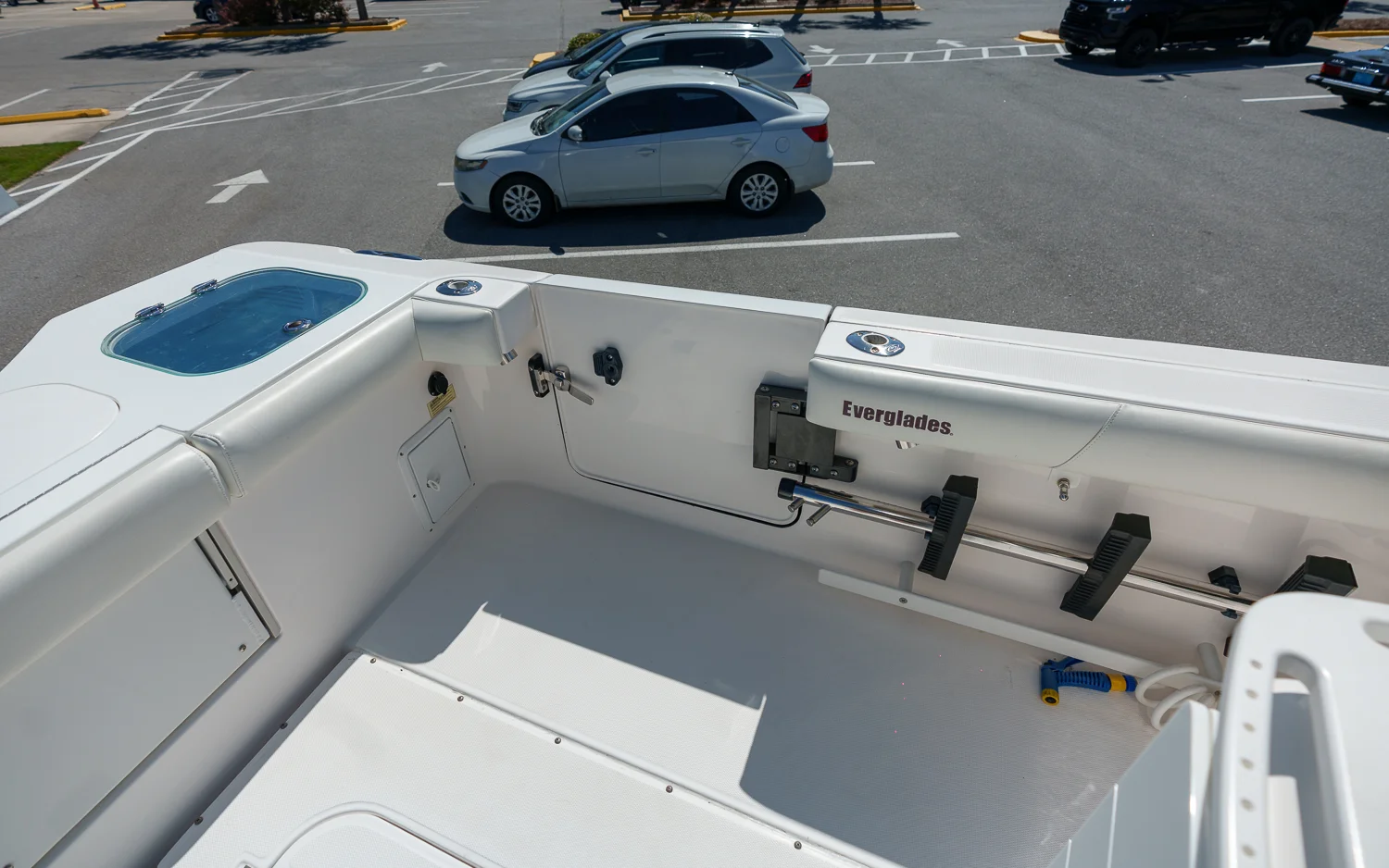 2017 Everglades 325 CC Image Thumbnail #32