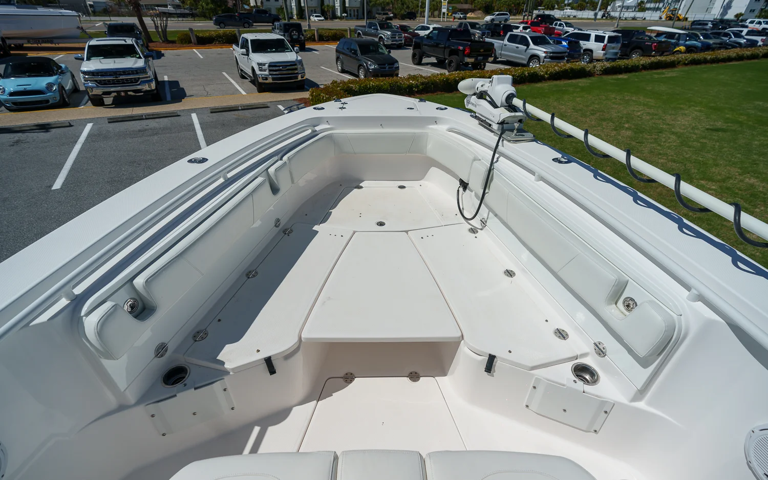 2017 Everglades 325 CC Image Thumbnail #12
