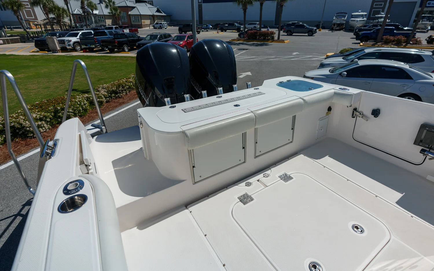 2017 Everglades 325 CC Image Thumbnail #34