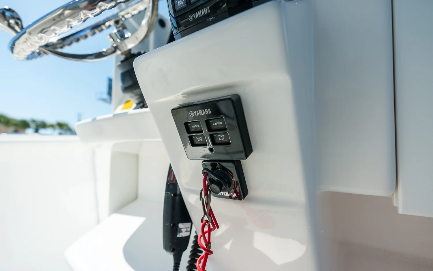 2017 Everglades 325 CC Image Thumbnail #26