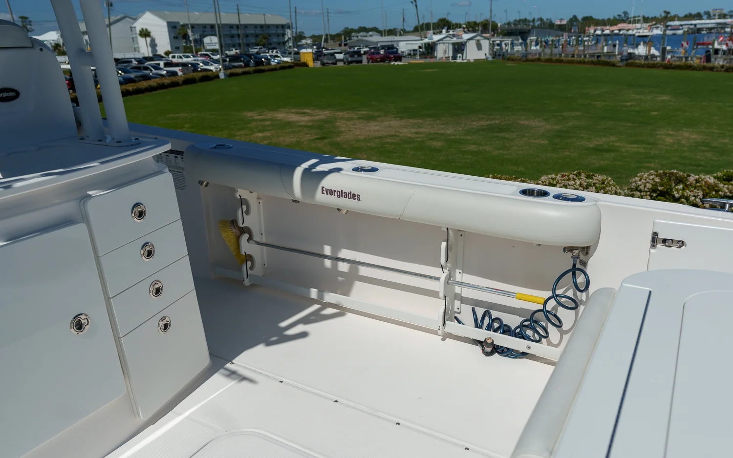 2017 Everglades 325 CC Image Thumbnail #33
