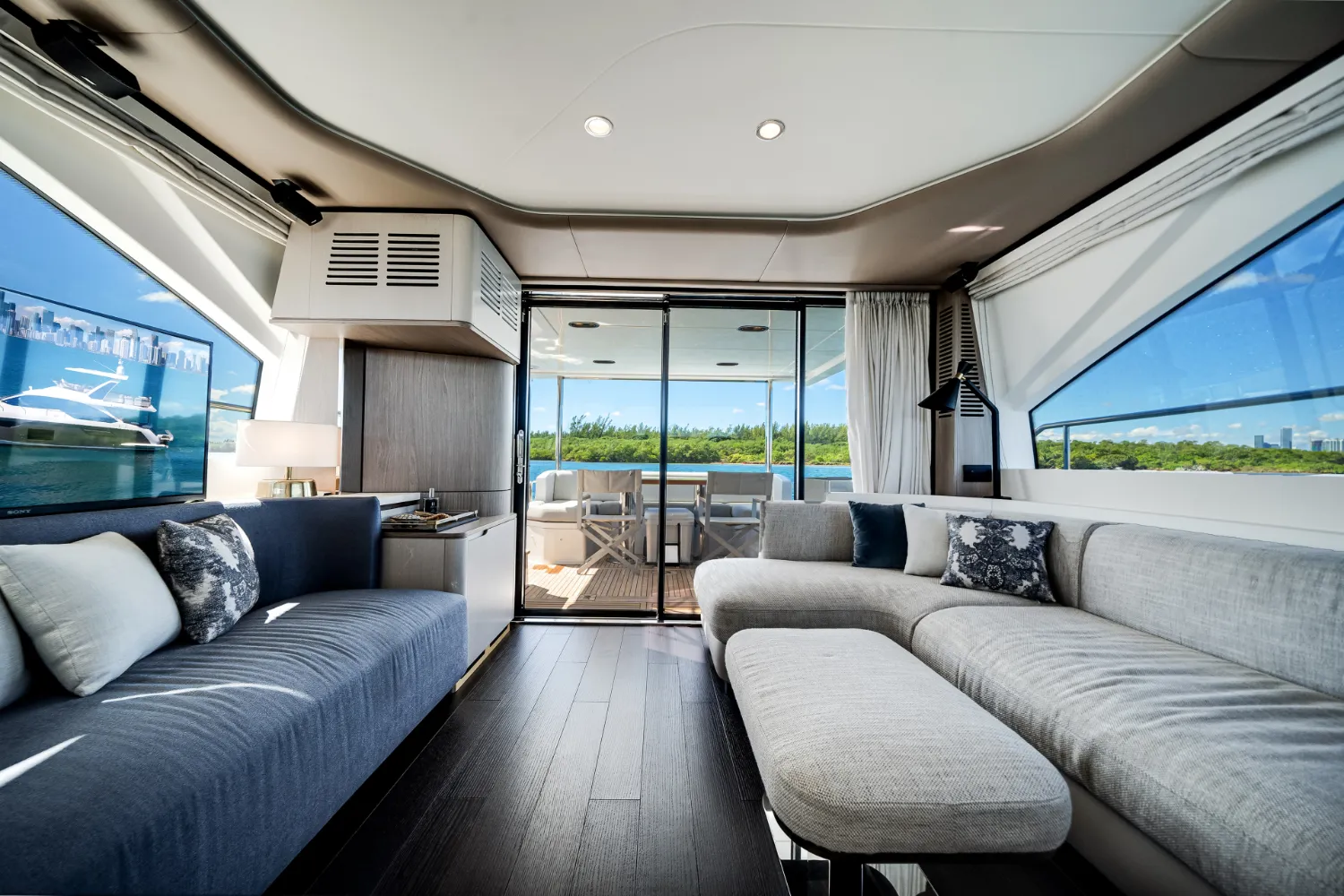 2021 Azimut 60 Flybridge Image Thumbnail #37