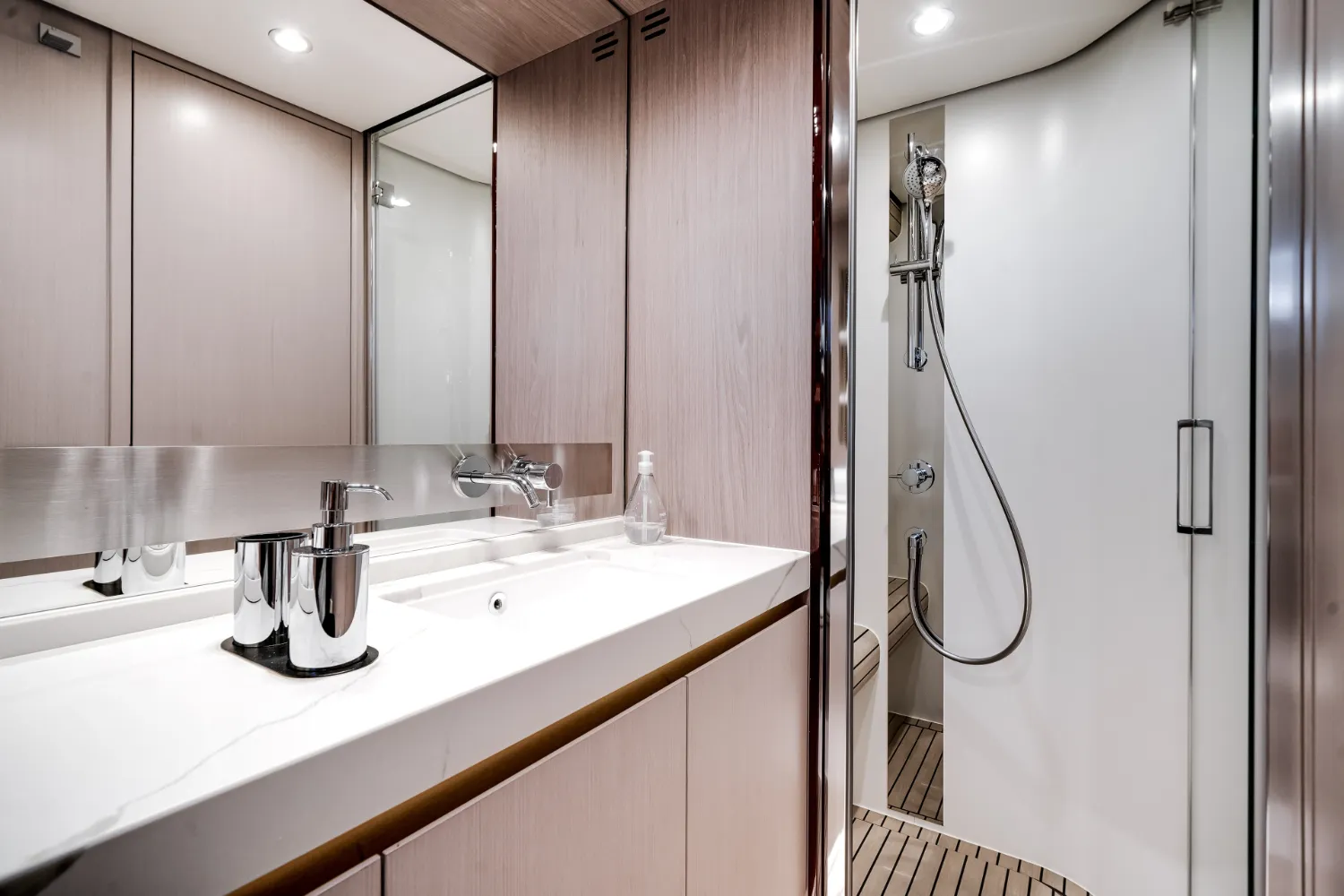 2021 Azimut 60 Flybridge Image Thumbnail #77