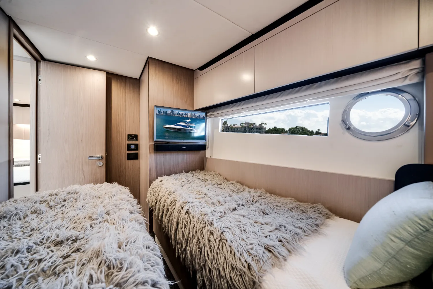 2021 Azimut 60 Flybridge Image Thumbnail #62